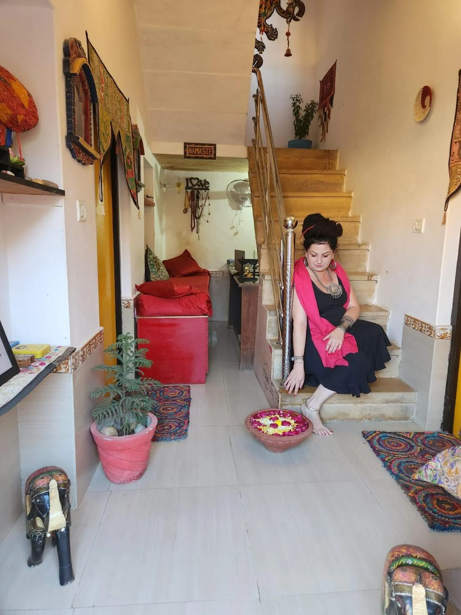 Facade/entrance in Blue Eye Hostel