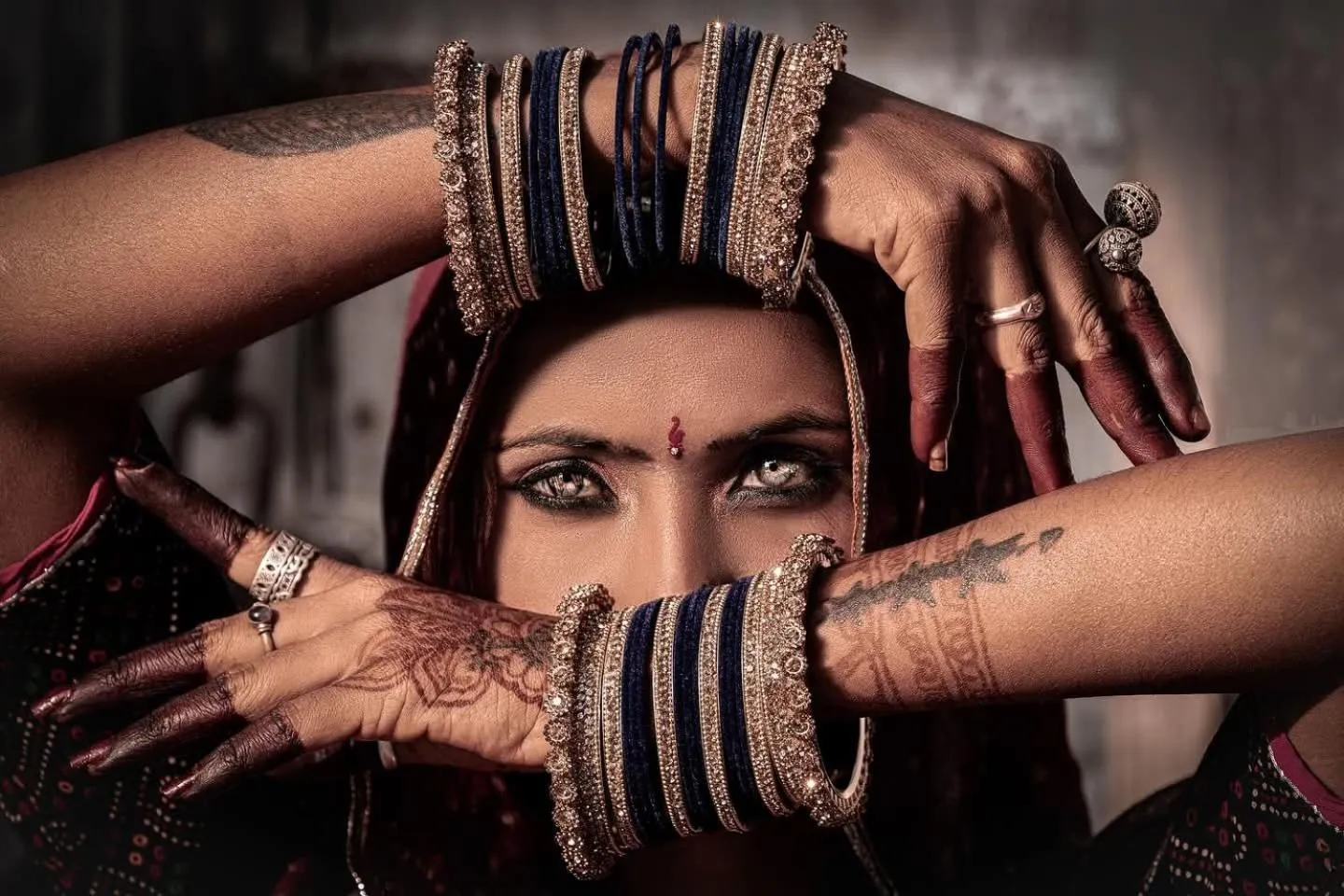 People in Blue Eye Hostel