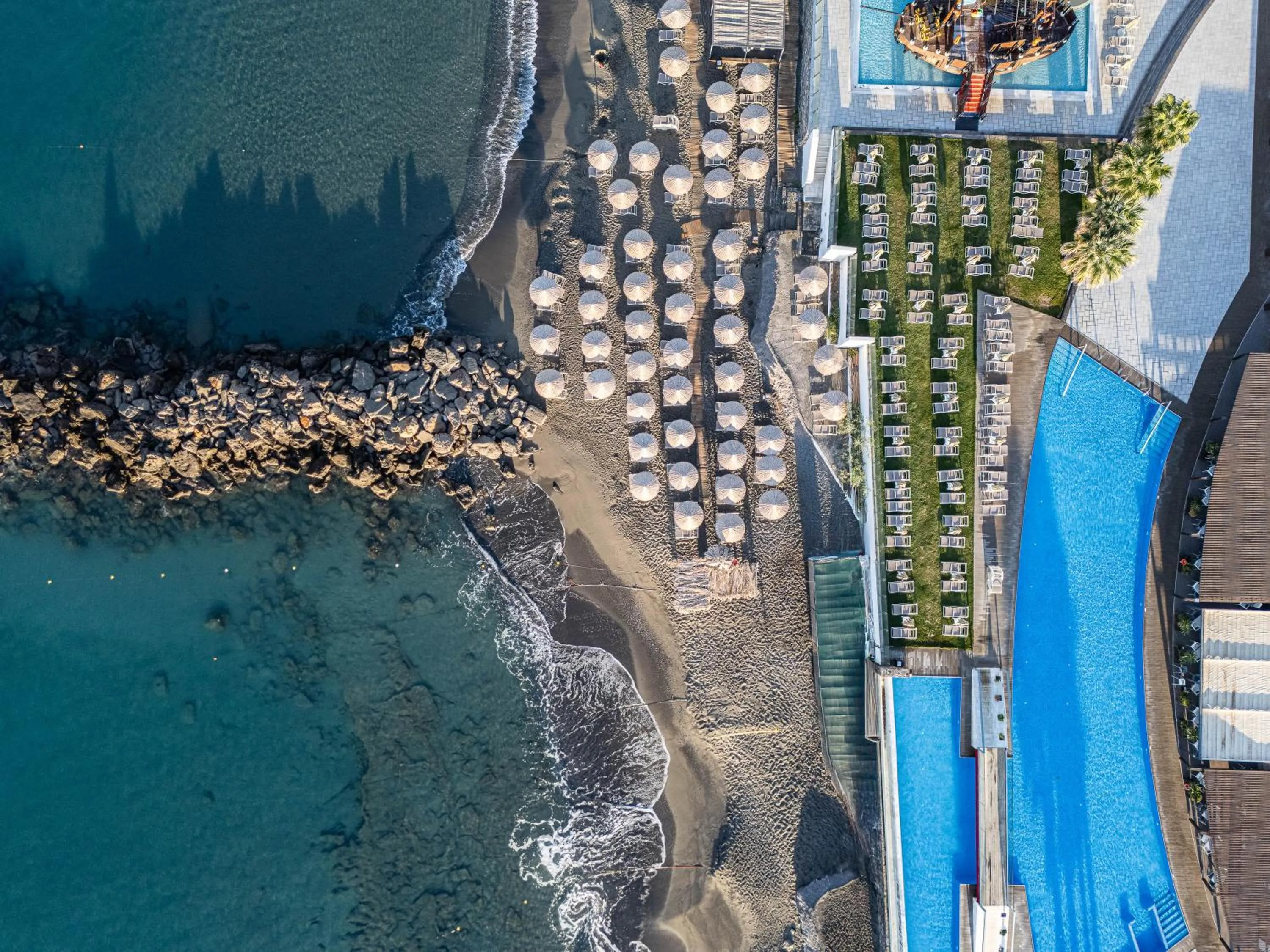 Bird's eye view in Petra Mare