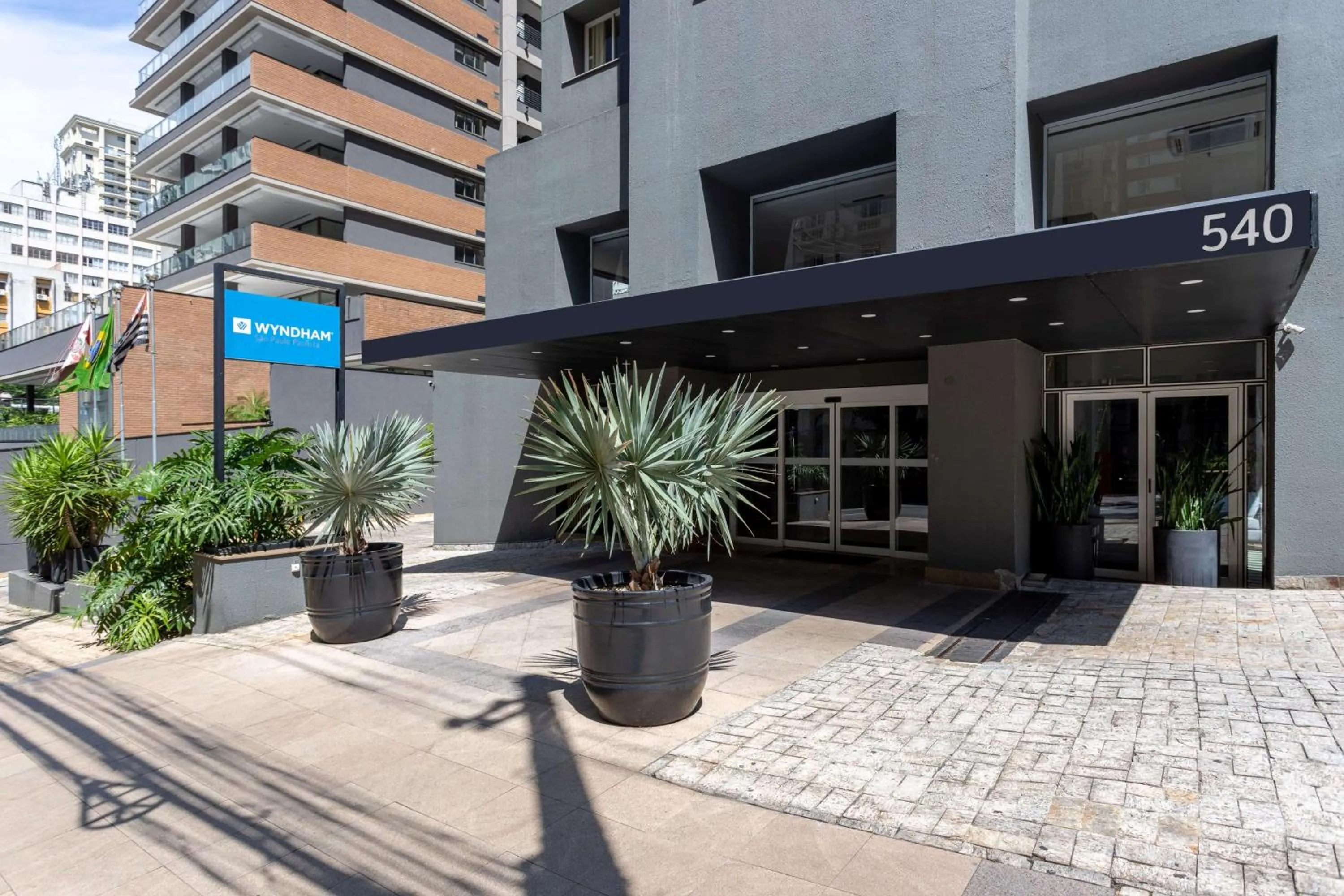 Facade/entrance in Wyndham Sao Paulo Paulista