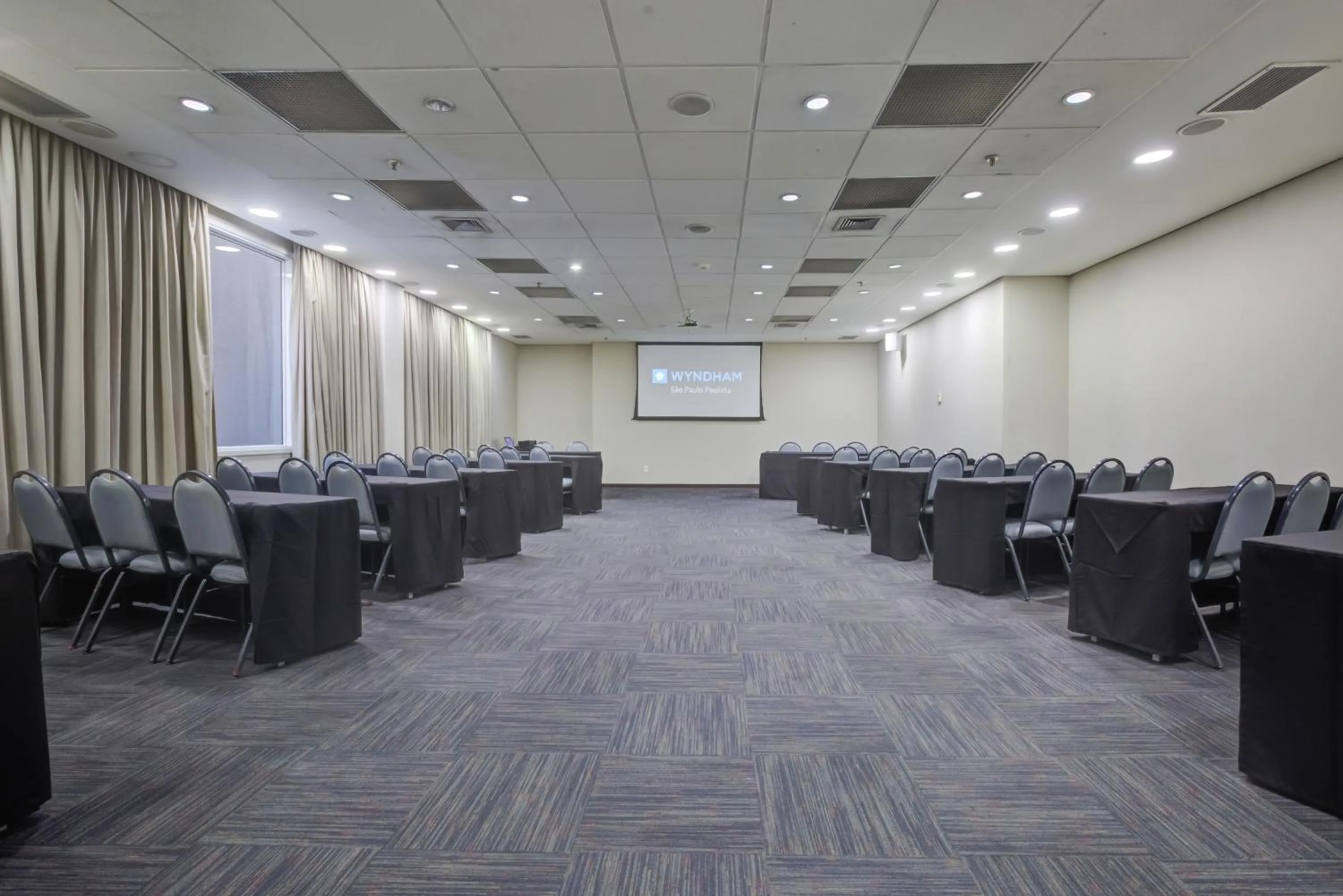 Meeting/conference room in Wyndham Sao Paulo Paulista