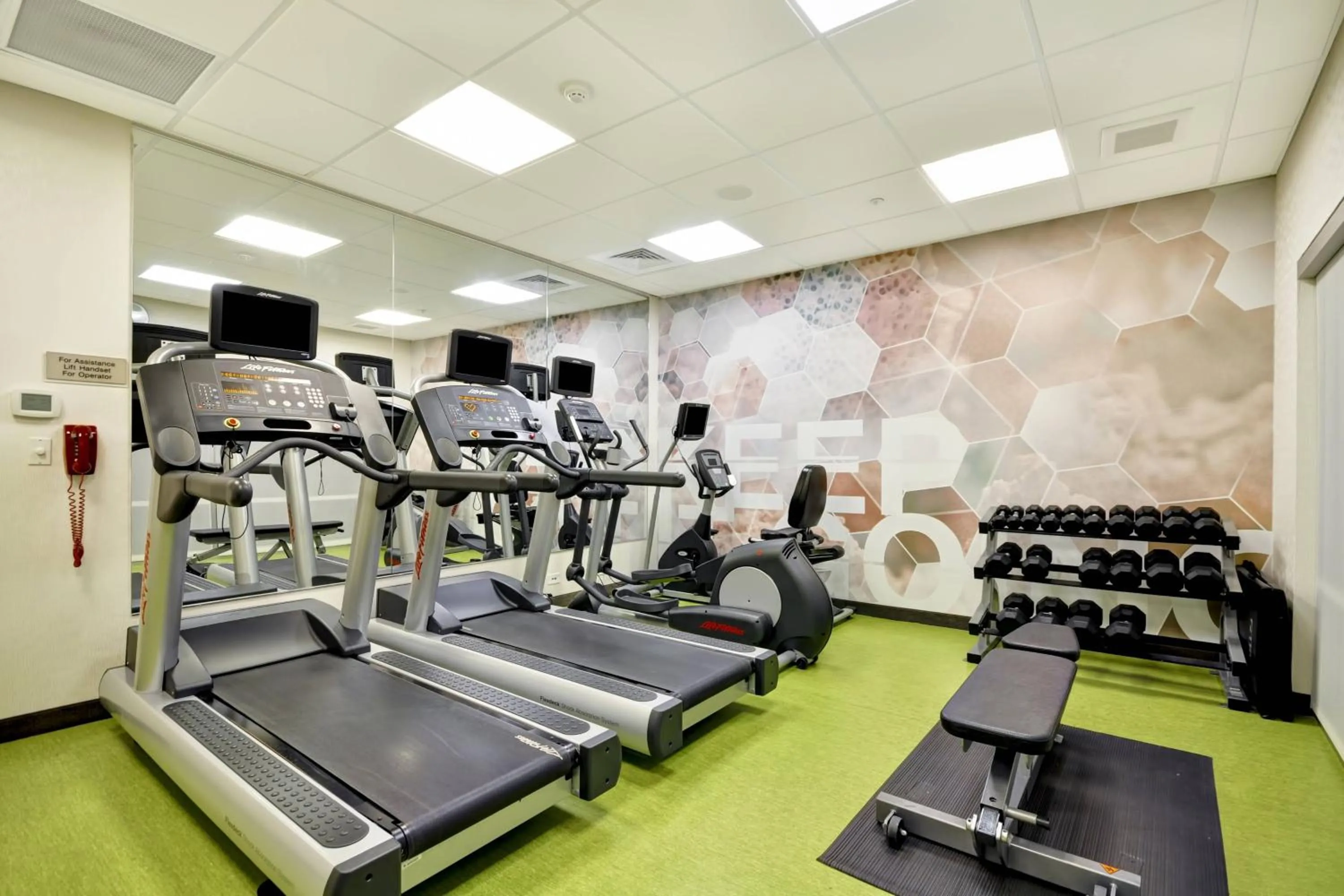Fitness centre/facilities in SpringHill Suites Tallahassee Central