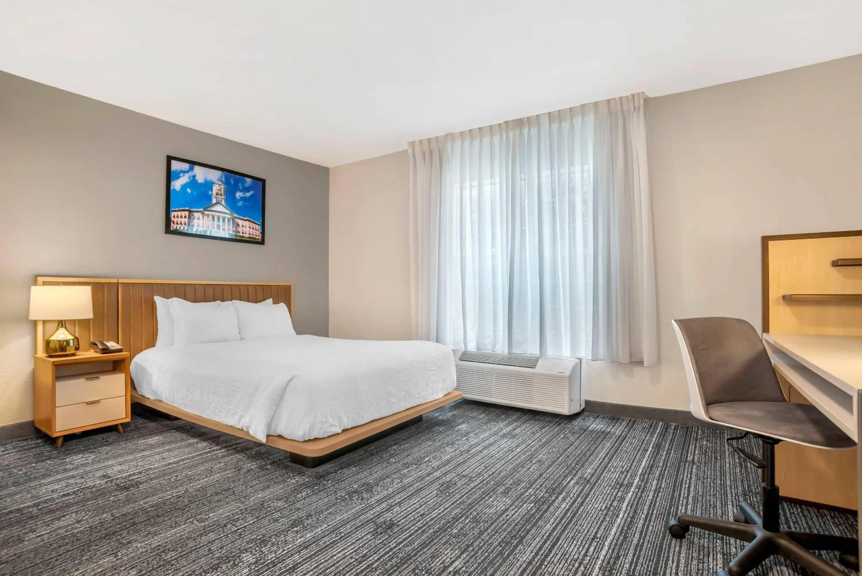 Bedroom, Bed in Alluxsuites at 1876, an Ascend Collection Hotel