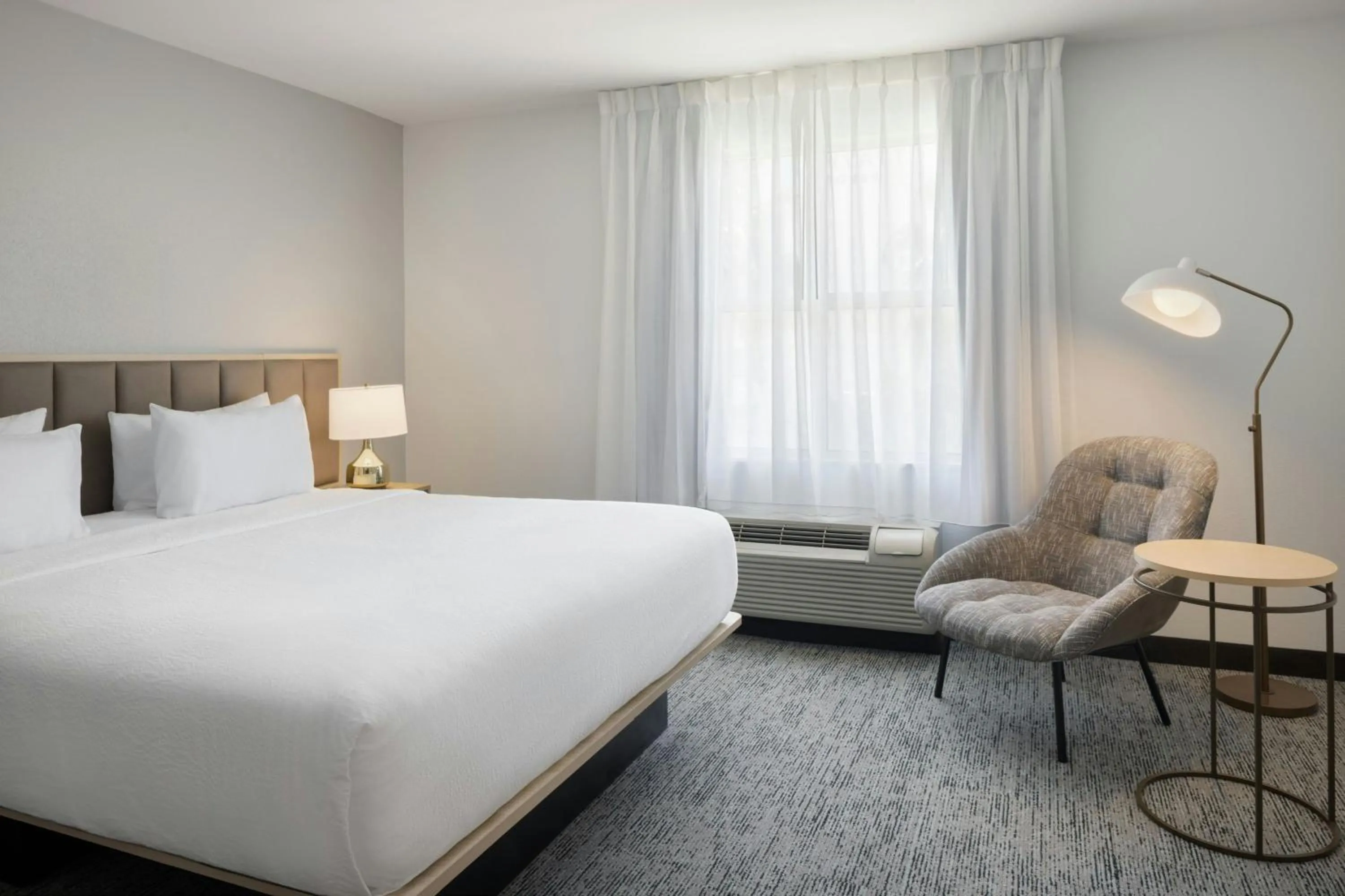 Photo of the whole room, Bed in TownePlace Suites Tampa Westshore/Airport