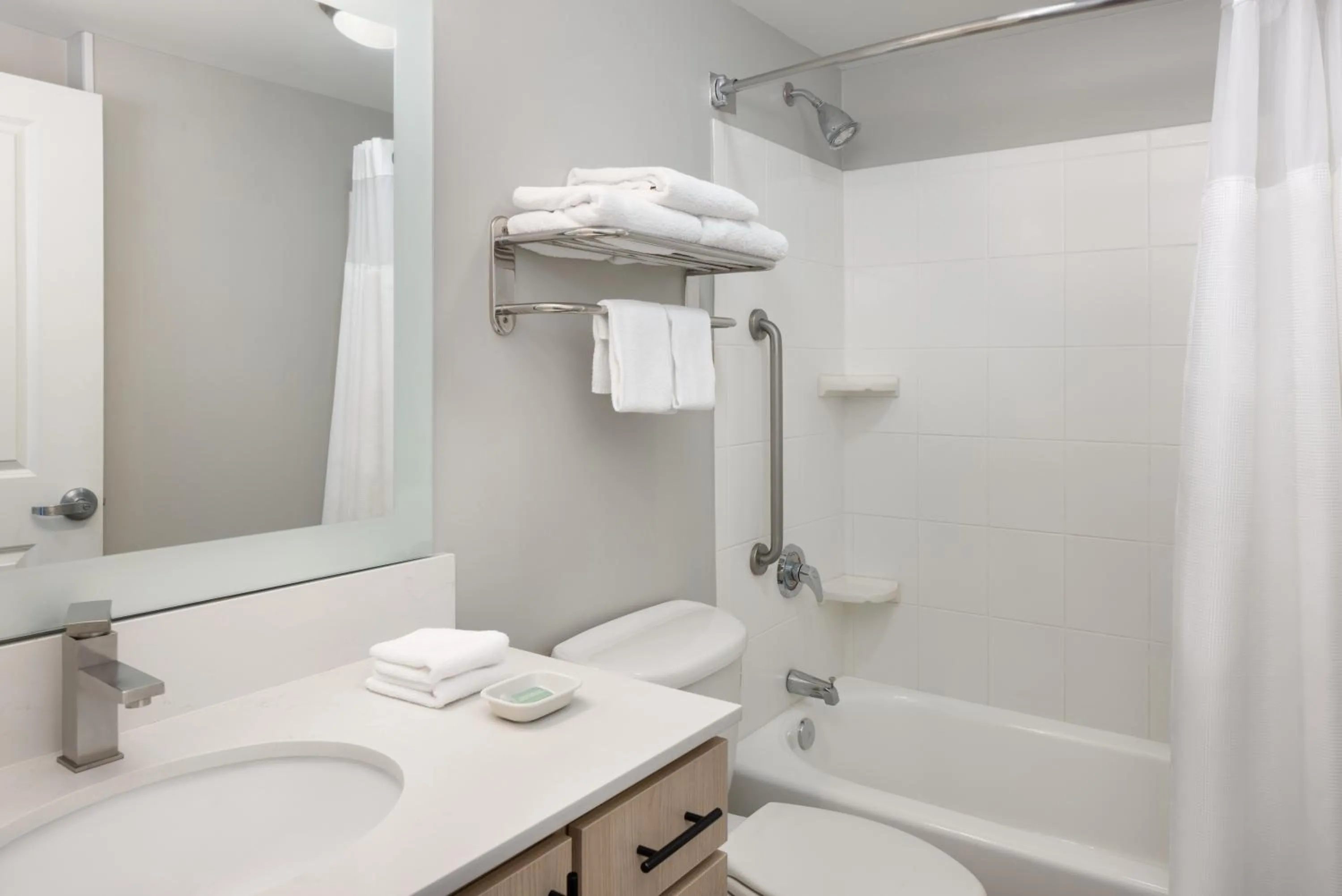 Shower in TownePlace Suites Tampa Westshore/Airport