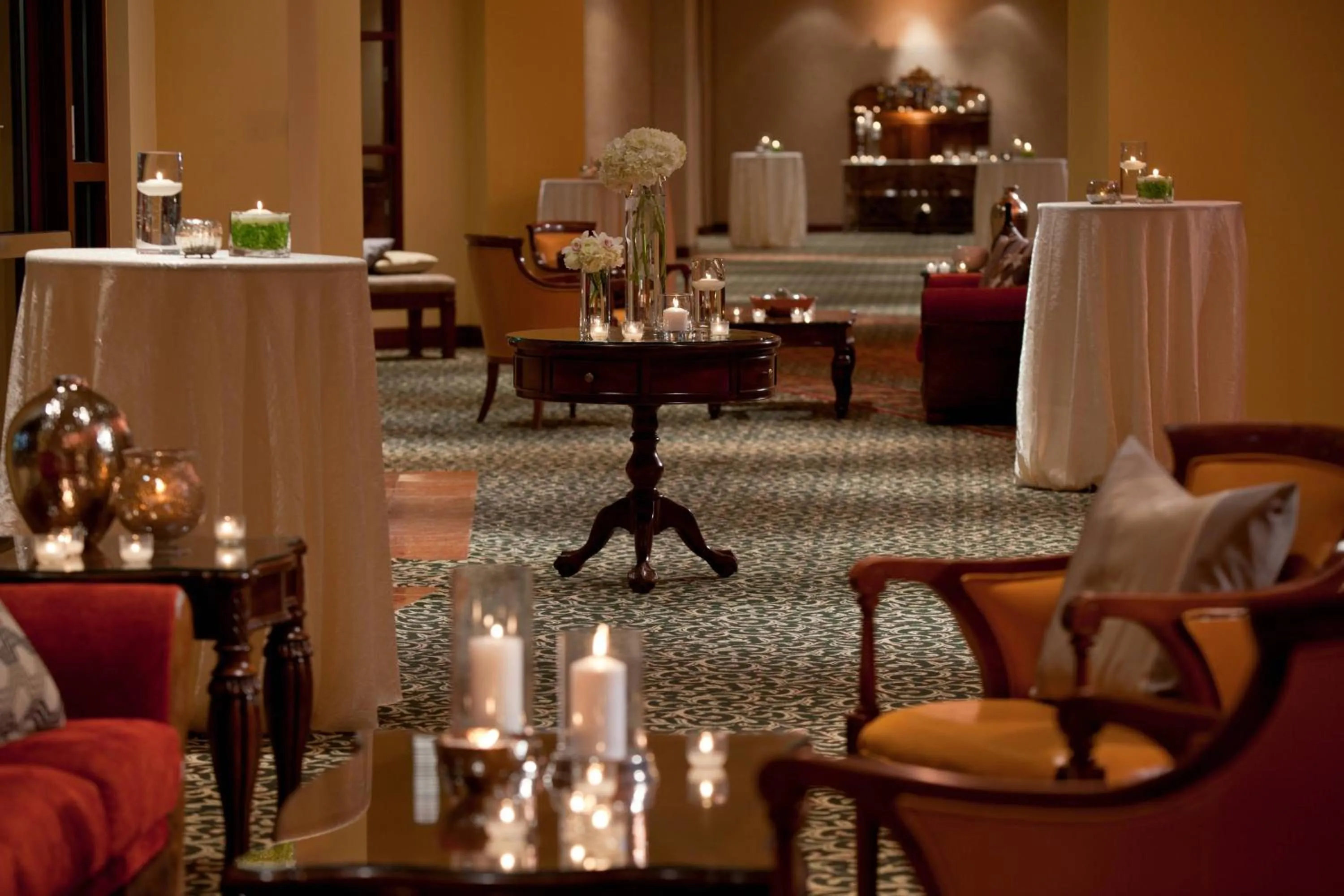 Meeting/conference room in Renaissance Tulsa Hotel & Convention Center