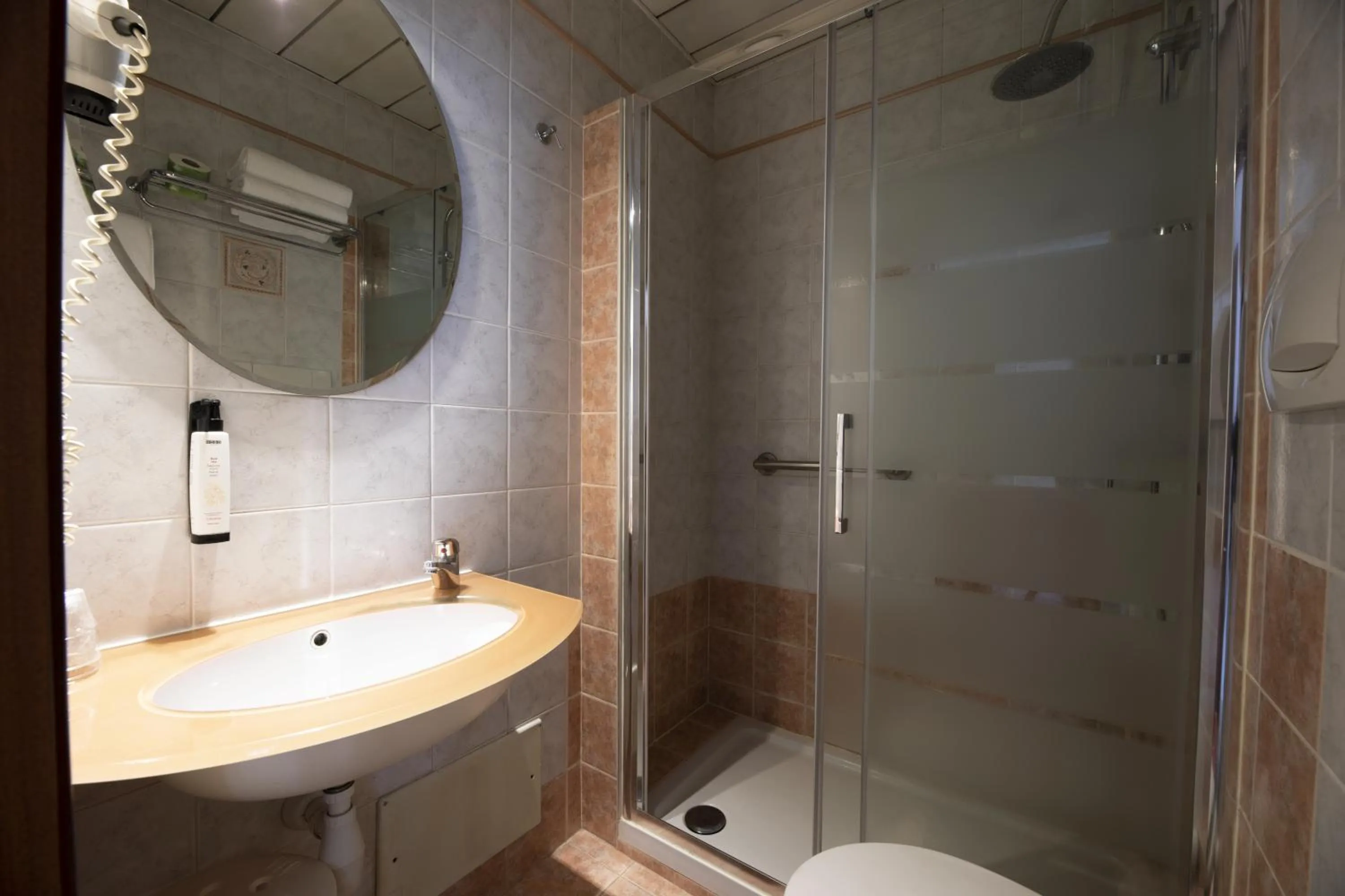 Bathroom in Hotel Vienna