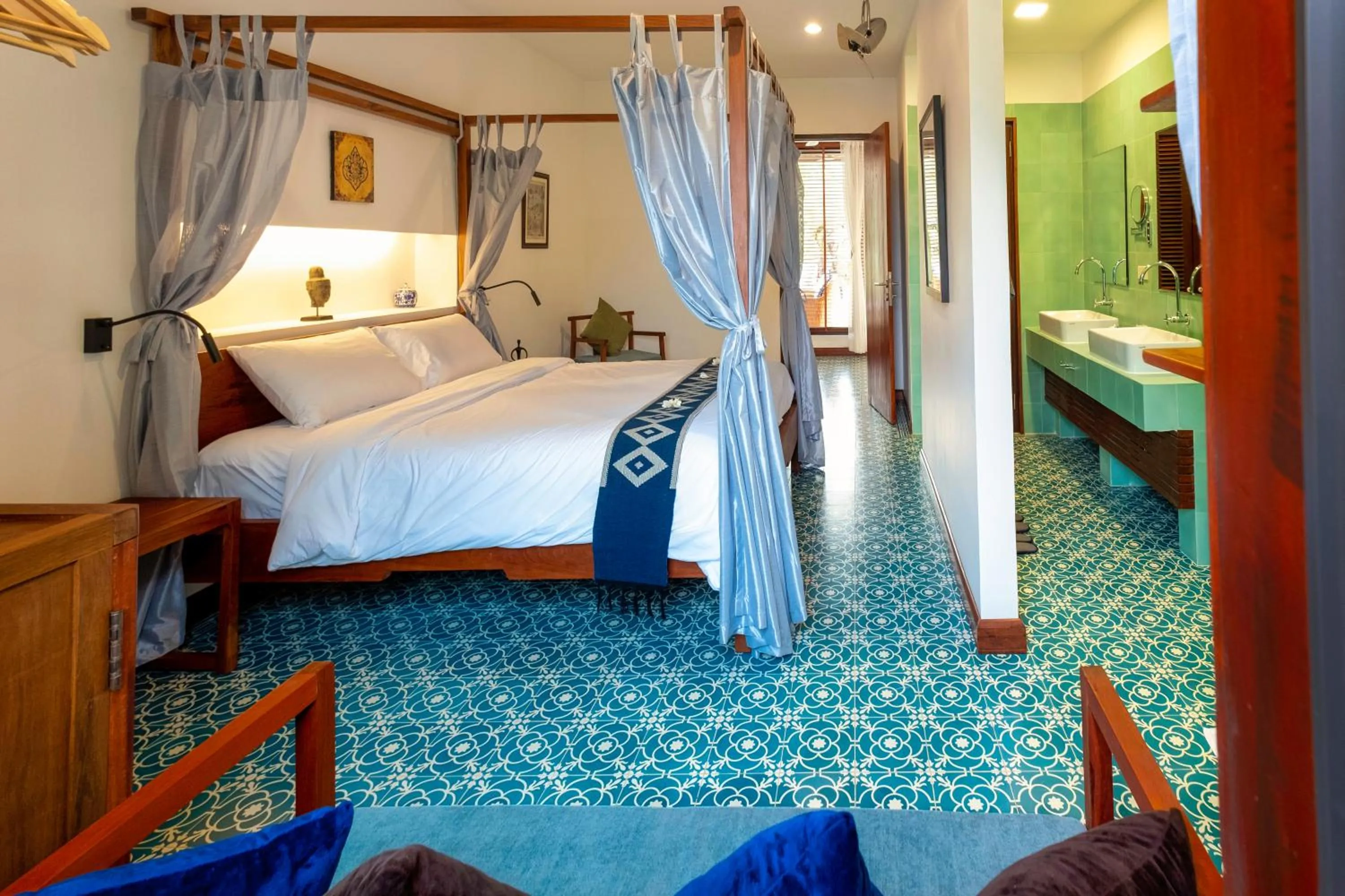 Bed in Residence Bassac