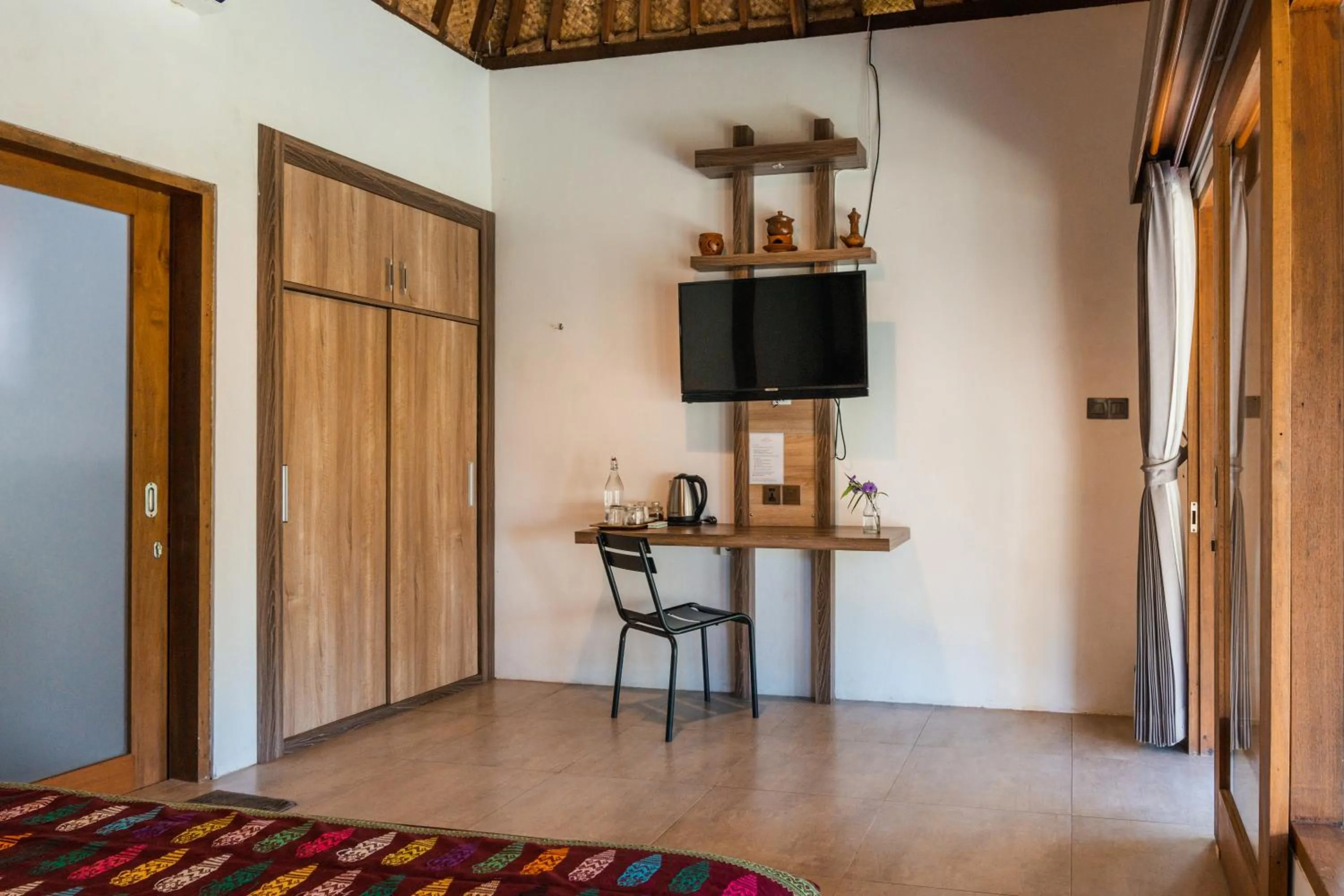 TV and multimedia in Village Vibes Lombok