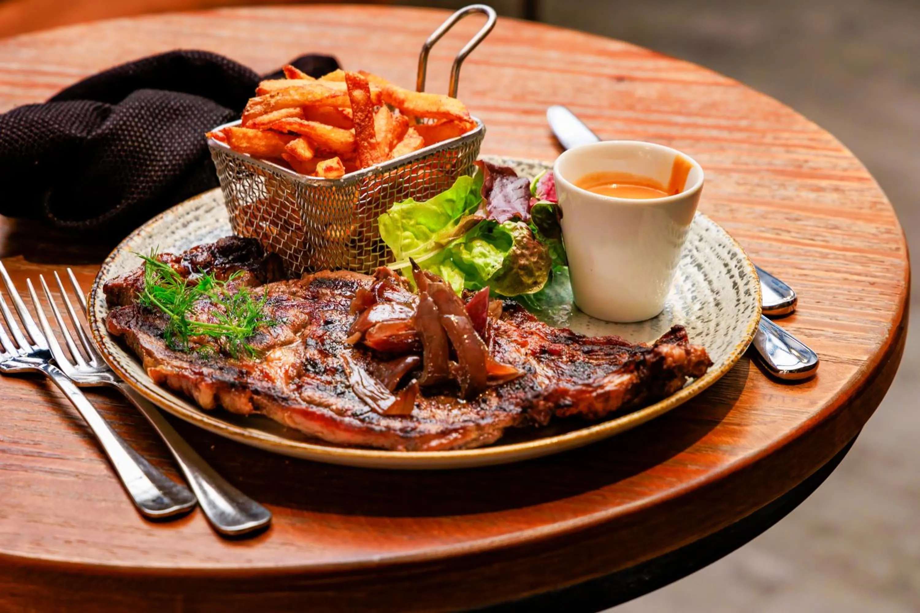 Logis Central Hôtel - Restaurant & Spa