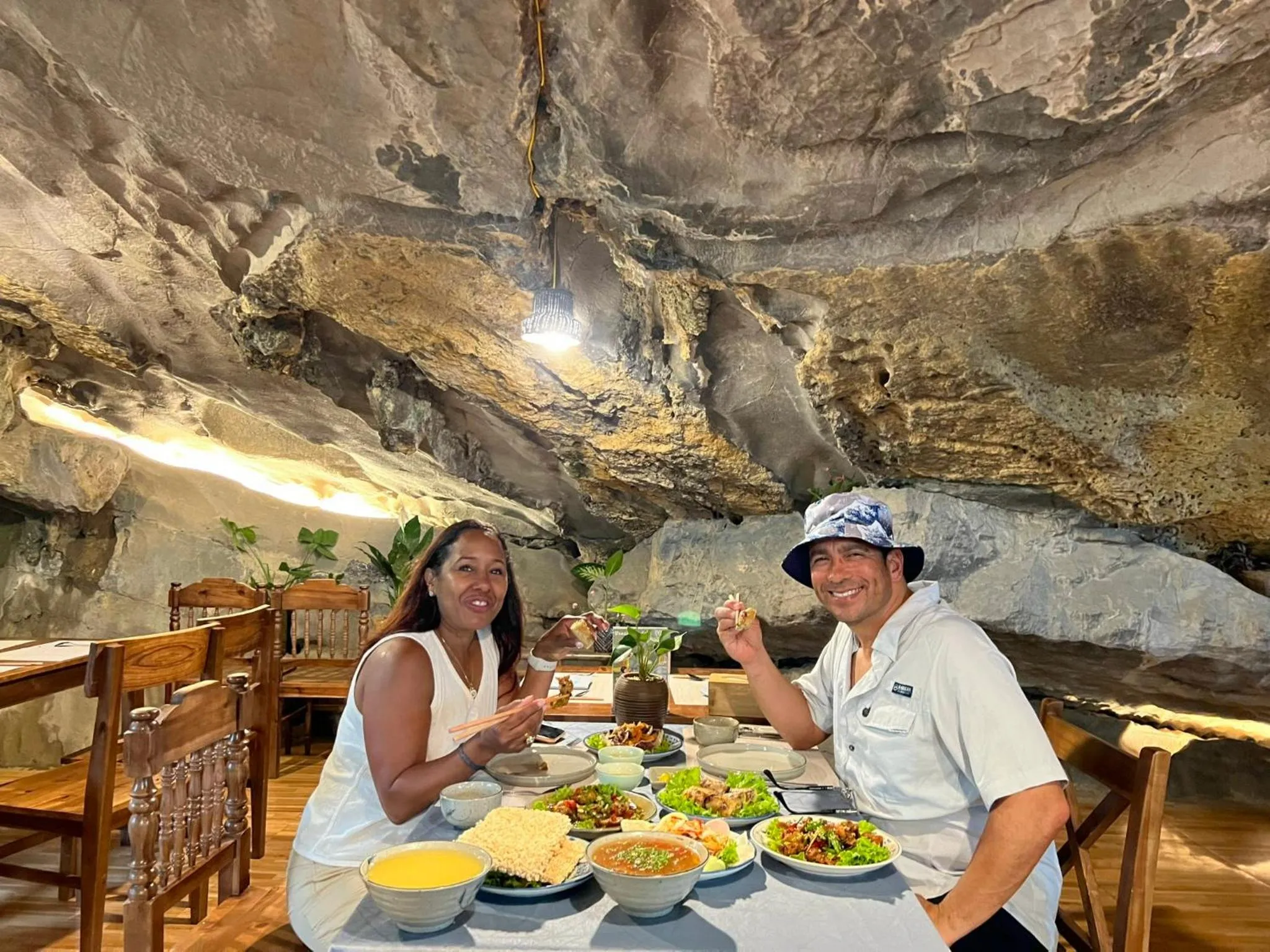 Restaurant/places to eat in Trang An Heritage Garden