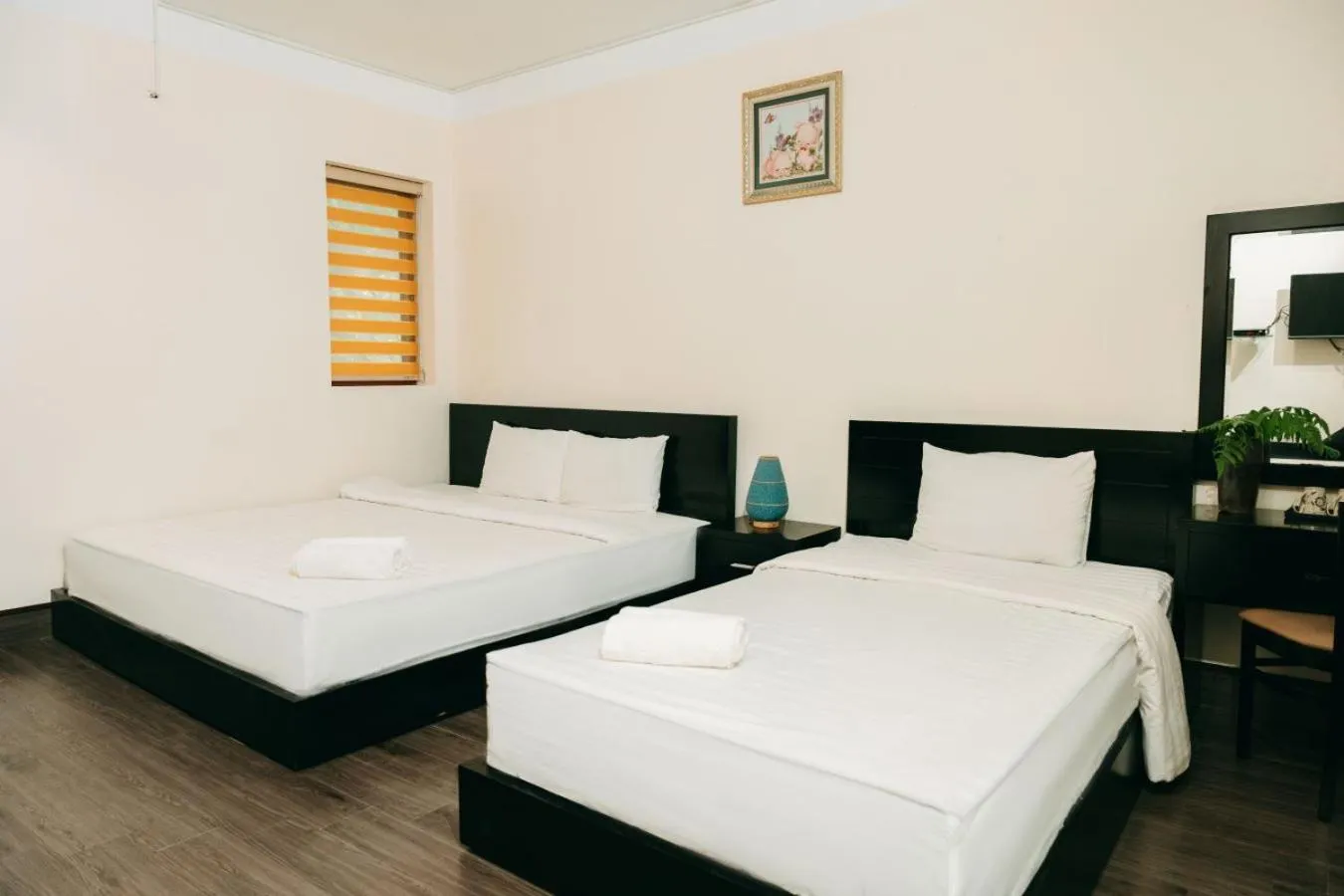 Photo of the whole room, Bed in Trang An Heritage Garden