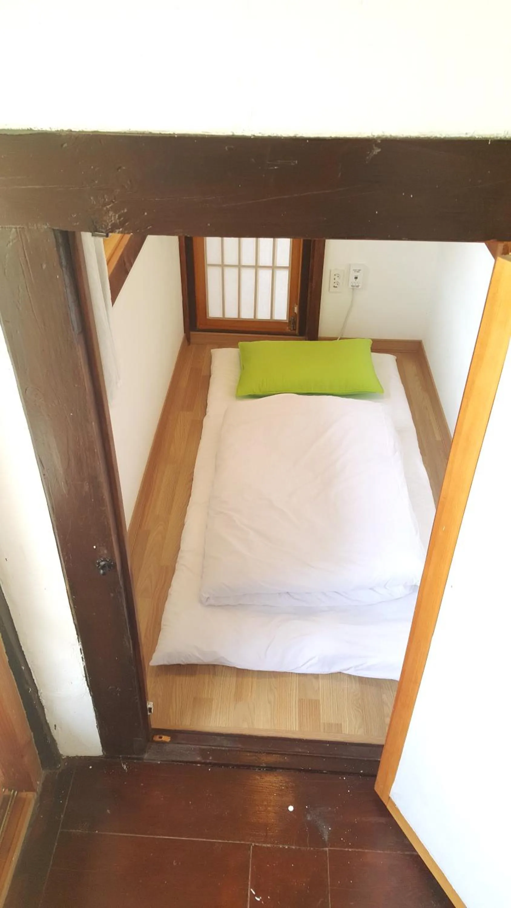 Bed in Hundred Years Hanok