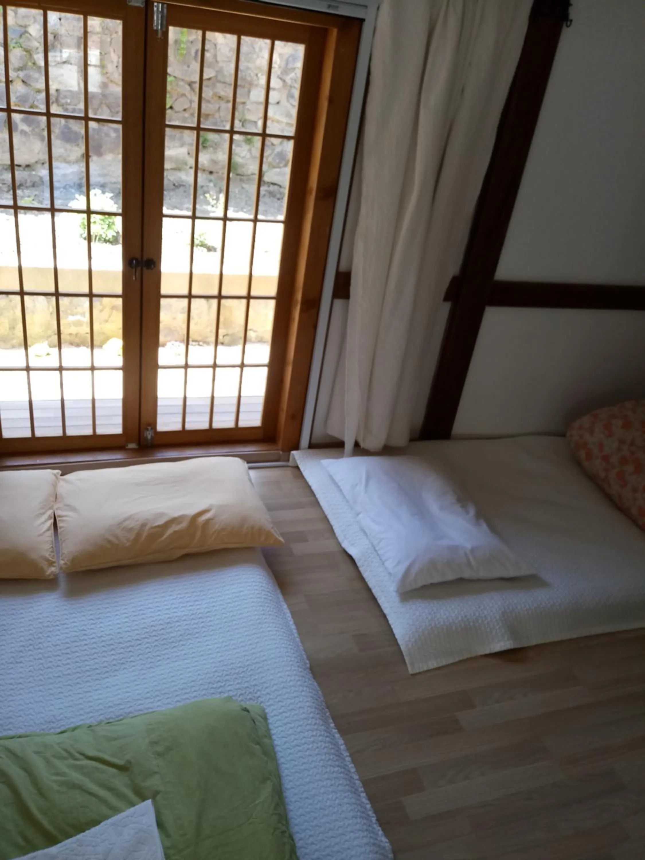 Bed in Hundred Years Hanok