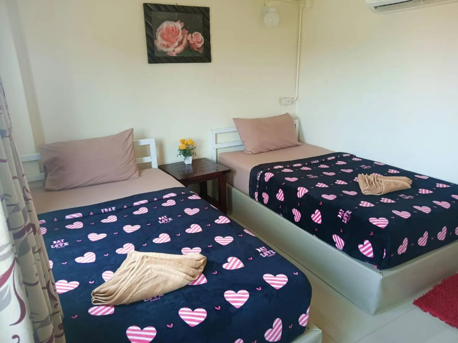 Bed in Anchalee Resort