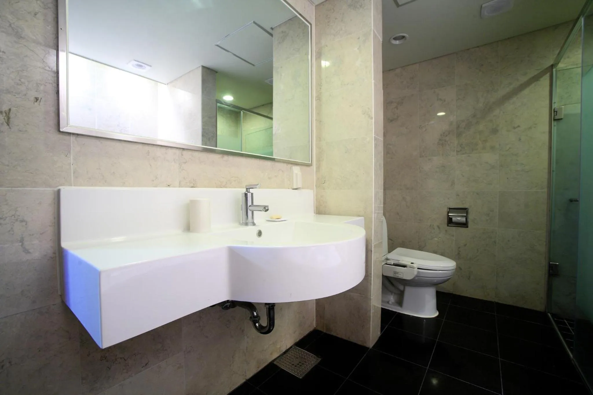 Photo of the whole room in Hanwha Resort Jeju