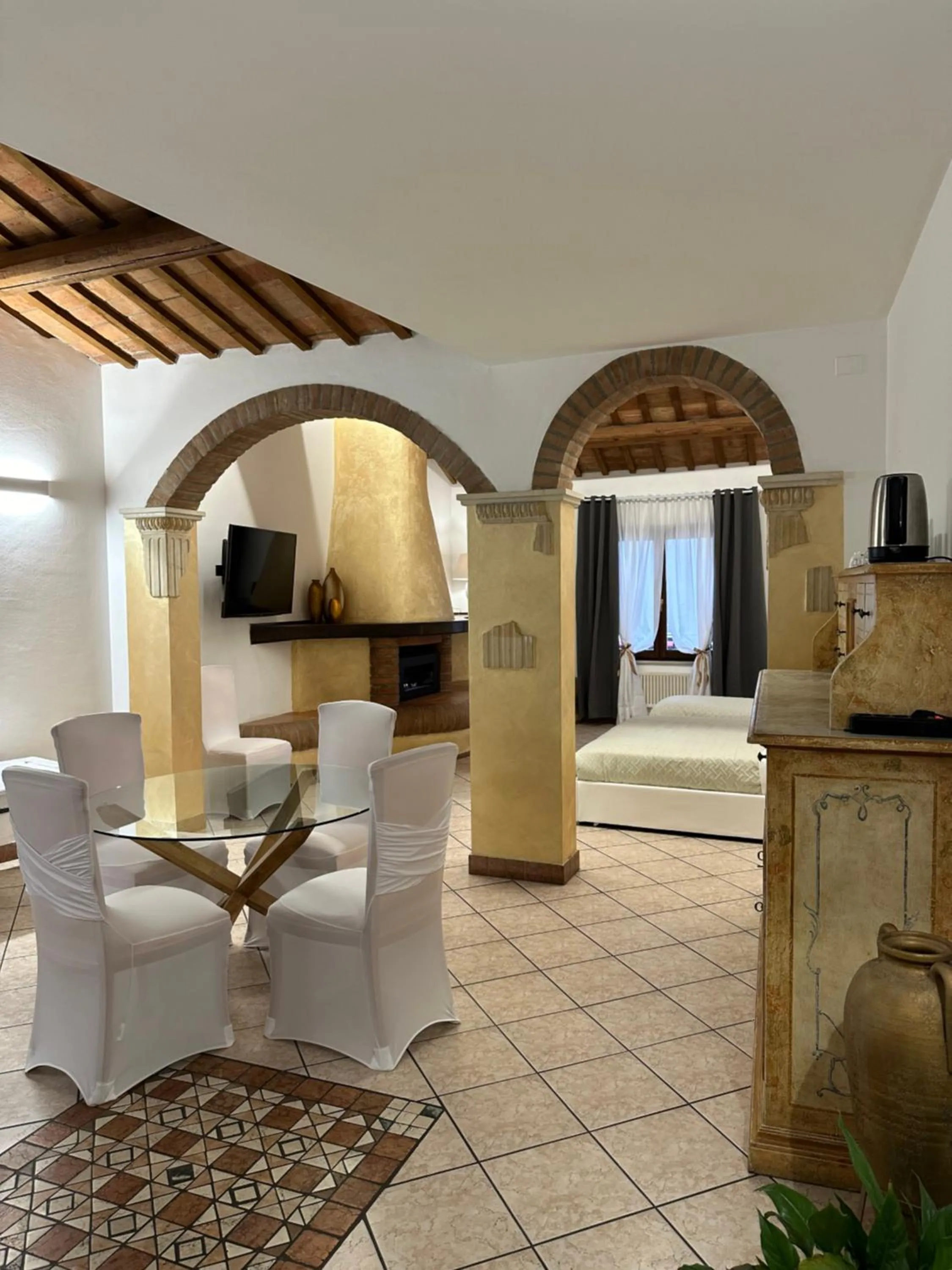 Bed in Villa Estense