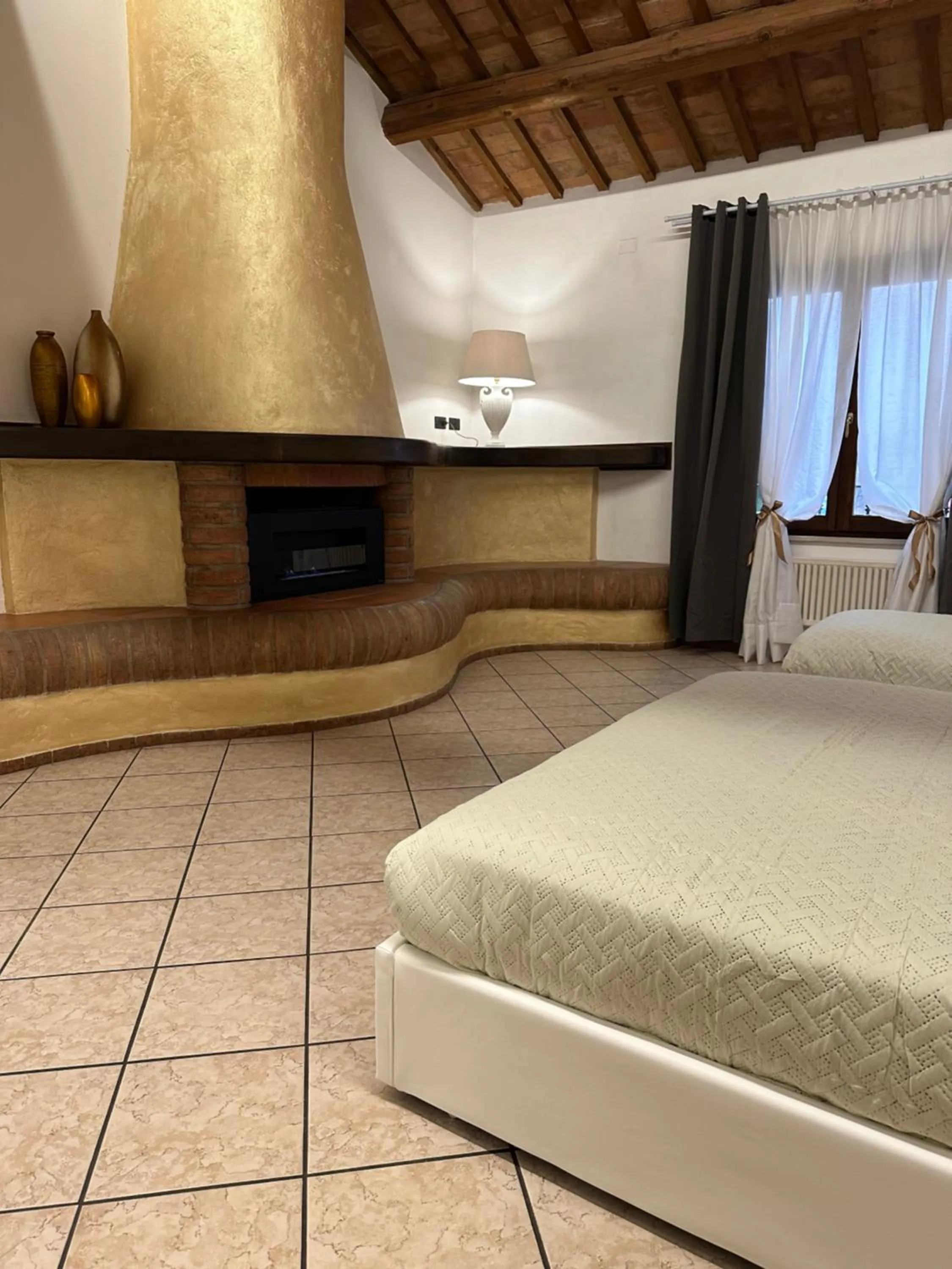 Bed in Villa Estense
