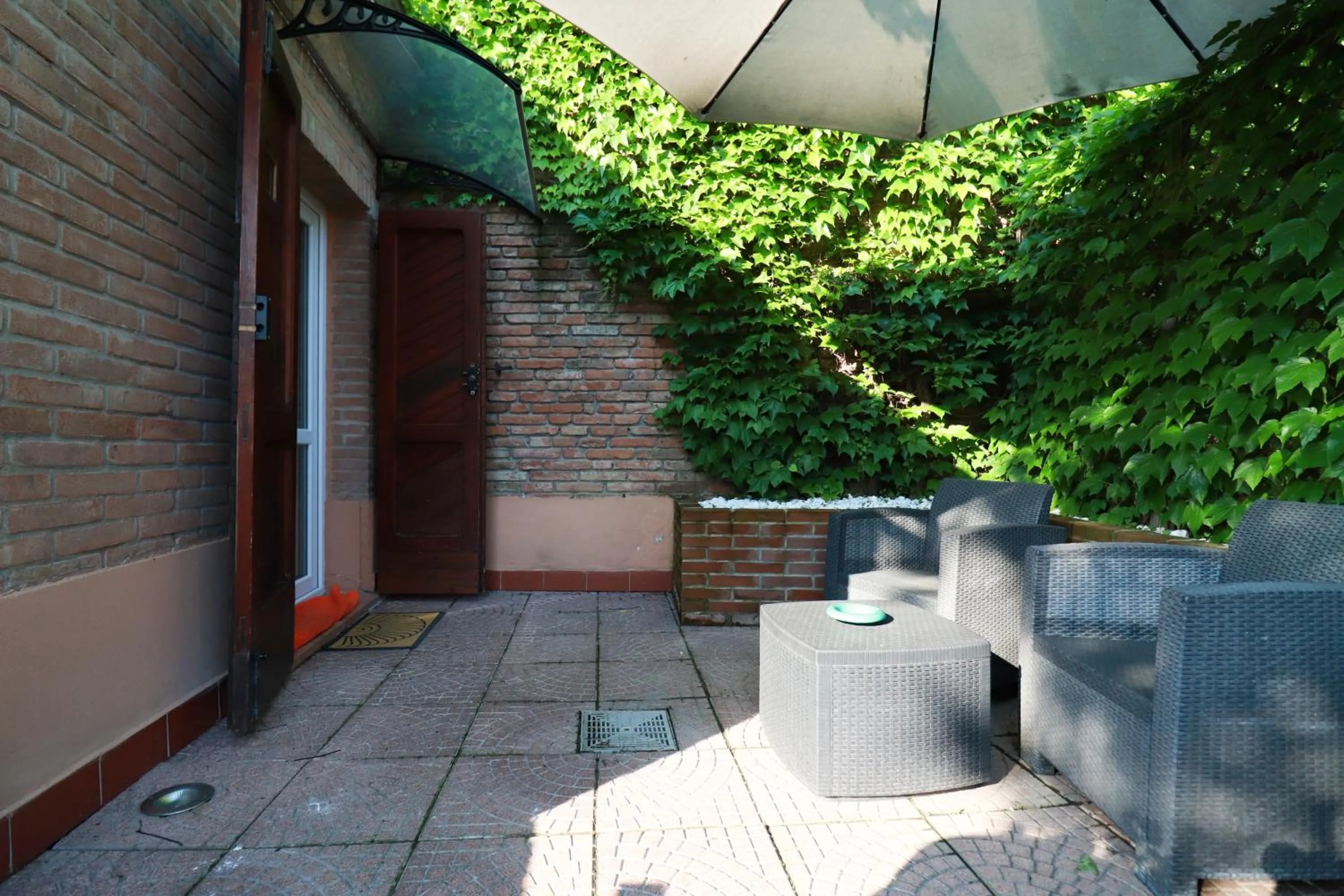 Property building in Villa Estense