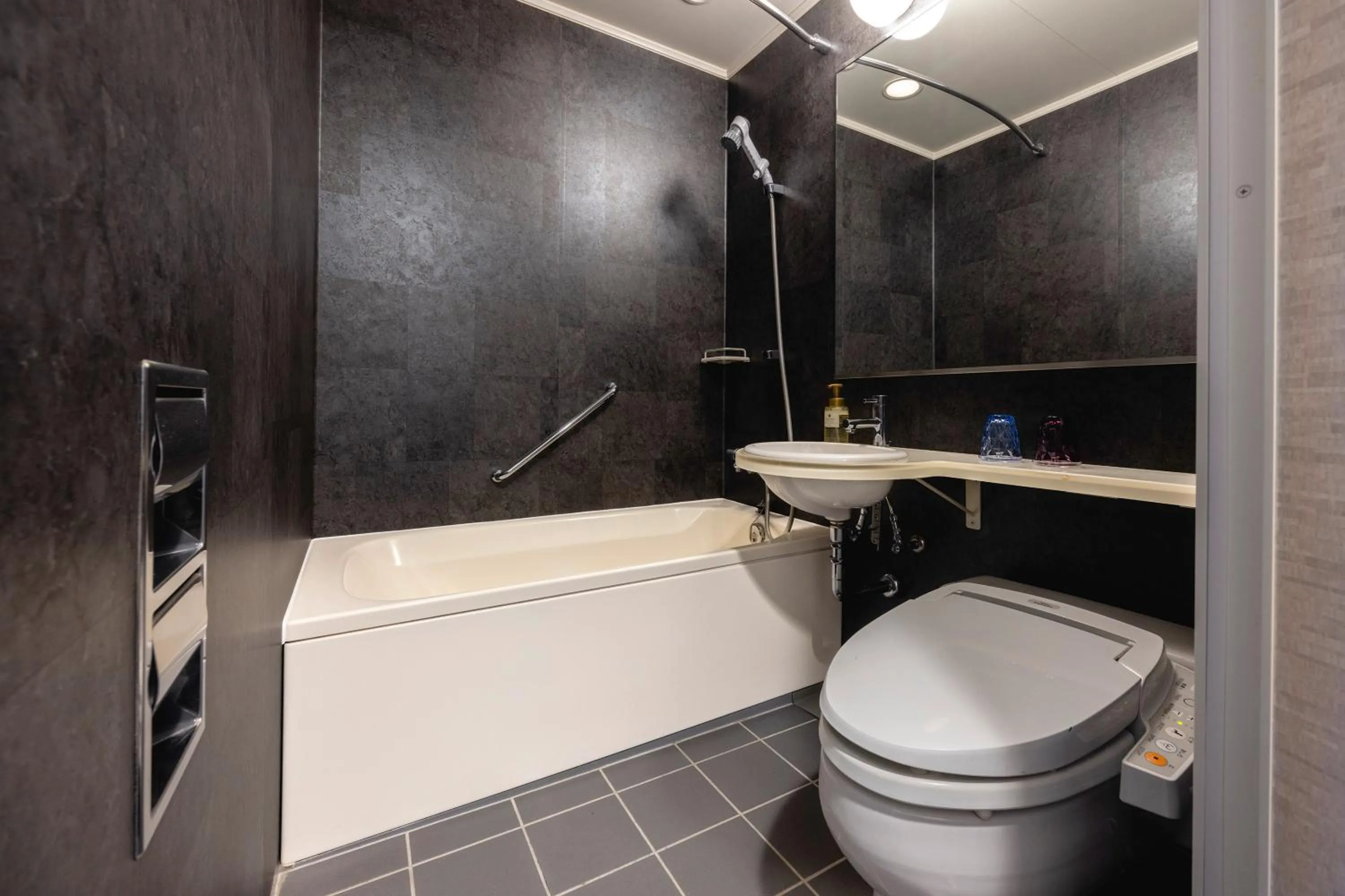 Shower in Hotel Gracery Sapporo