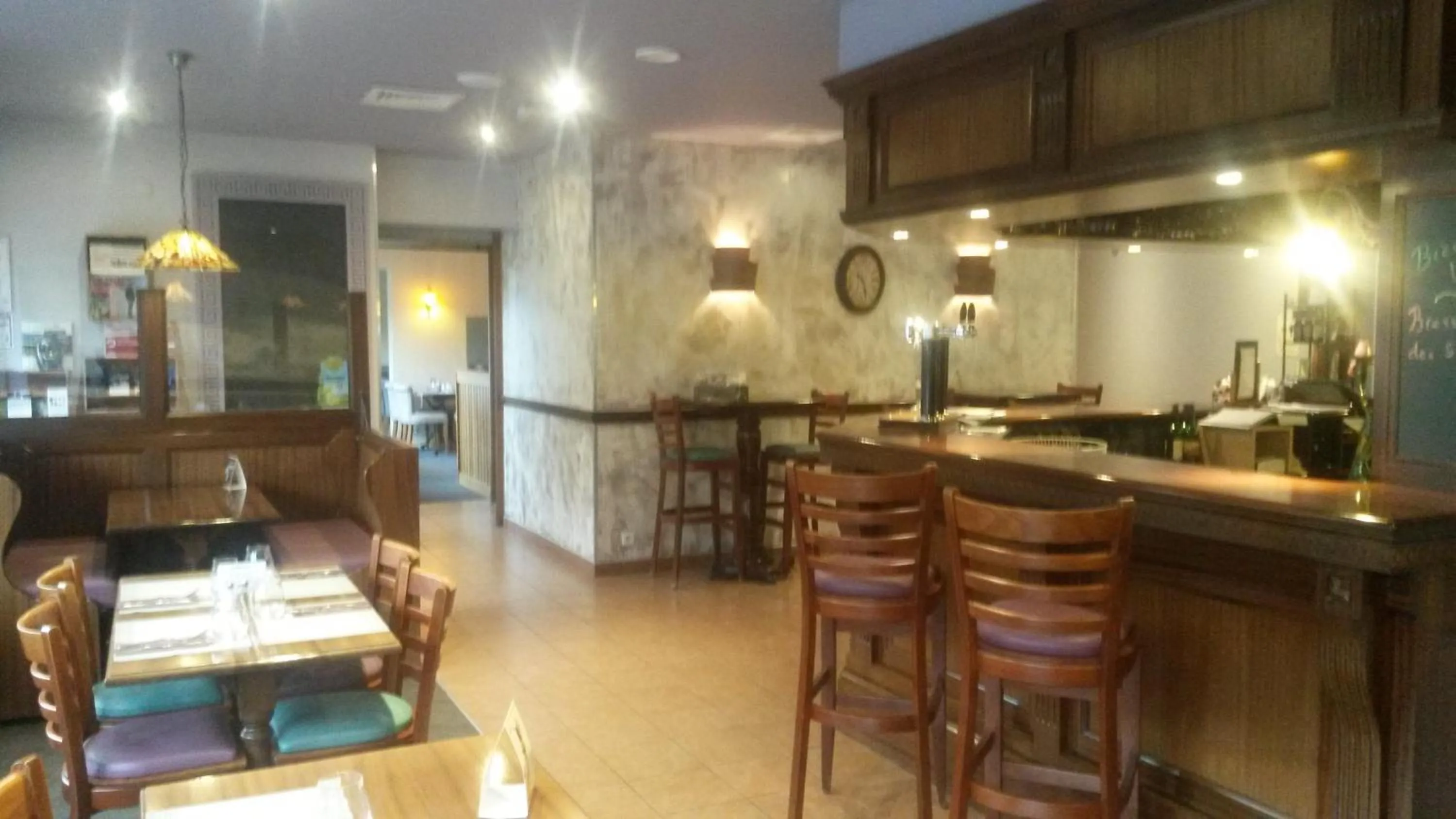 HOTEL RESTAURANT La CREPERIE Du CHATEAU