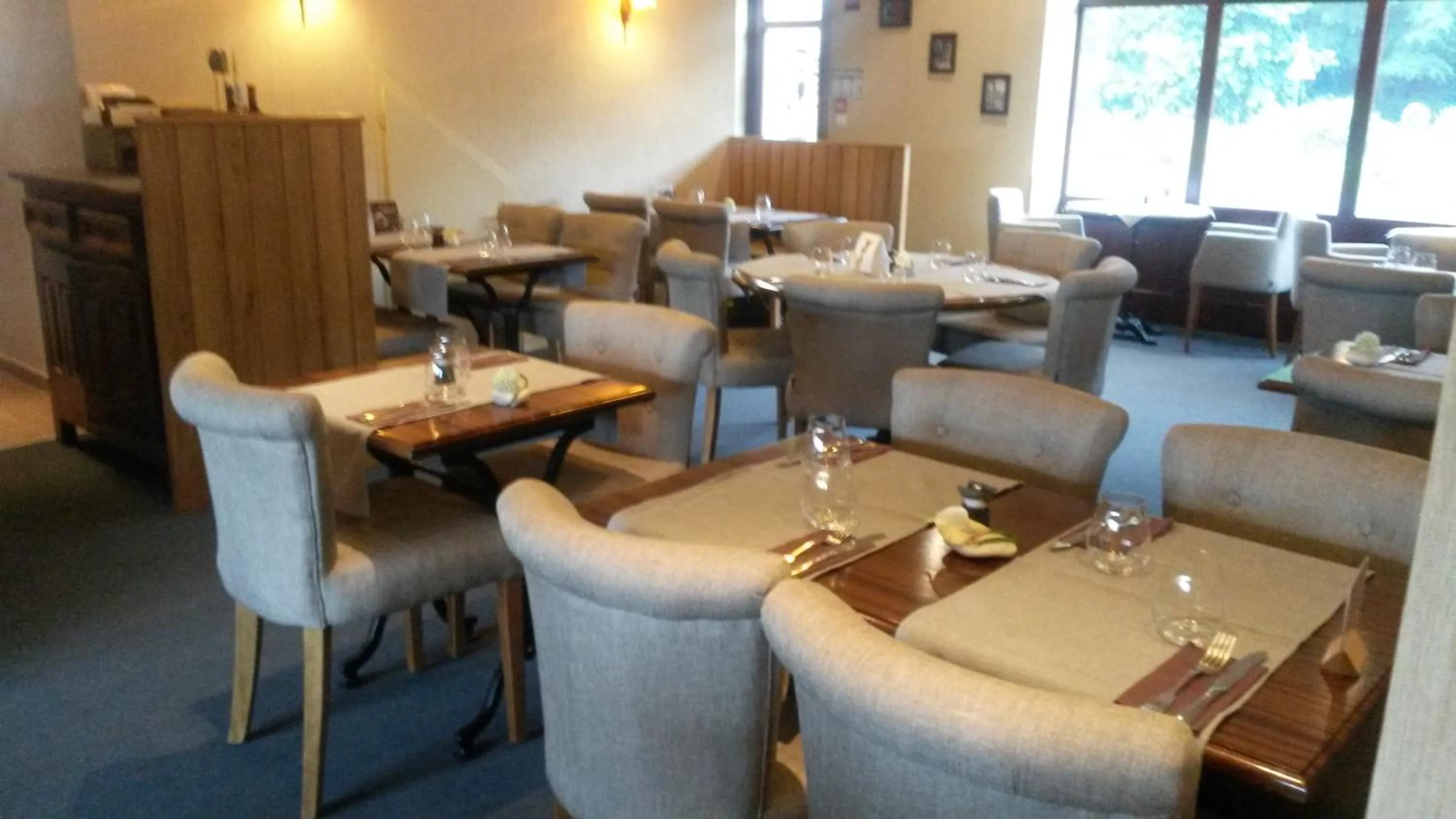 HOTEL RESTAURANT La CREPERIE Du CHATEAU