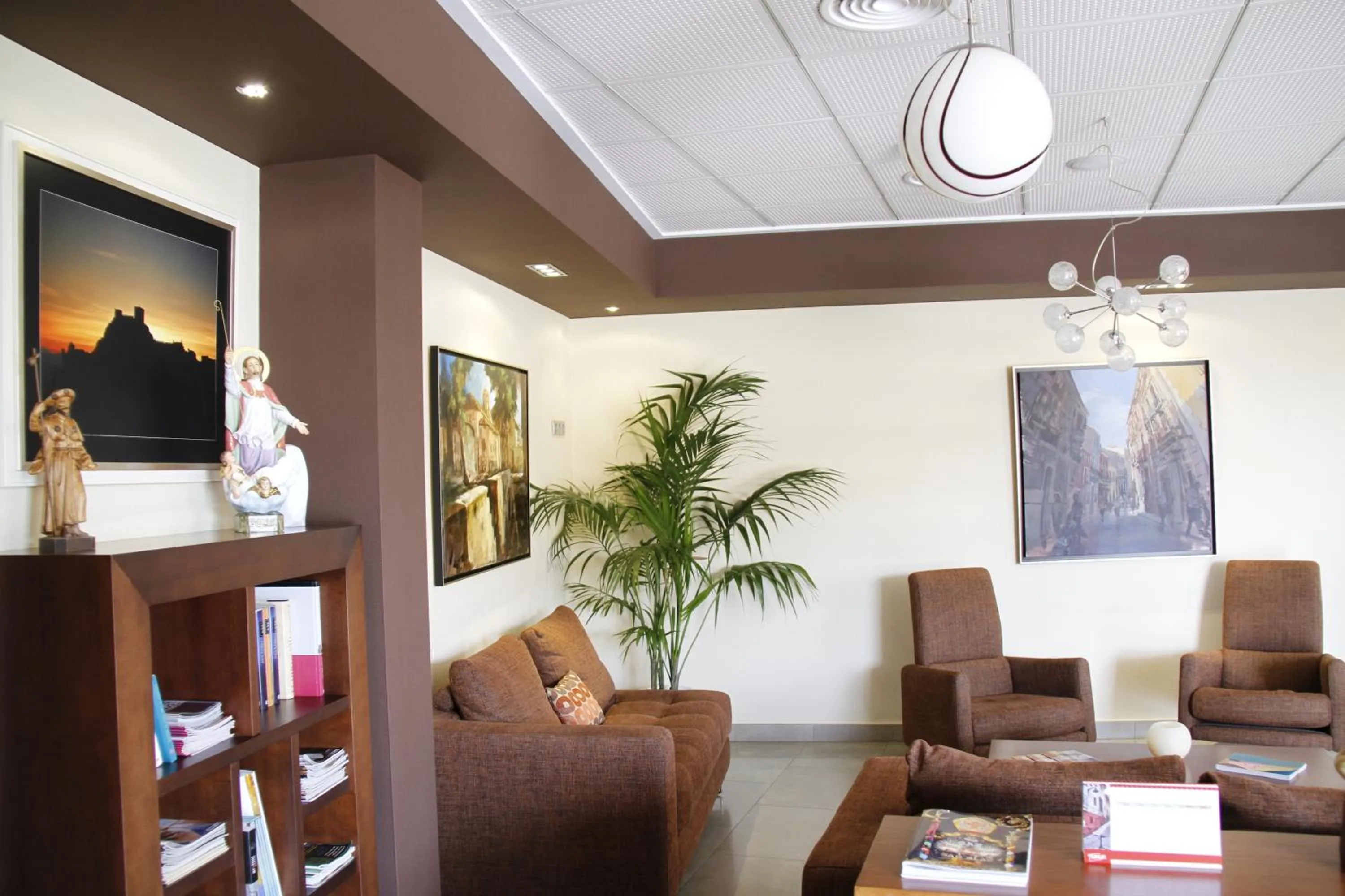 Lobby or reception in Hotel Fuente El Cura