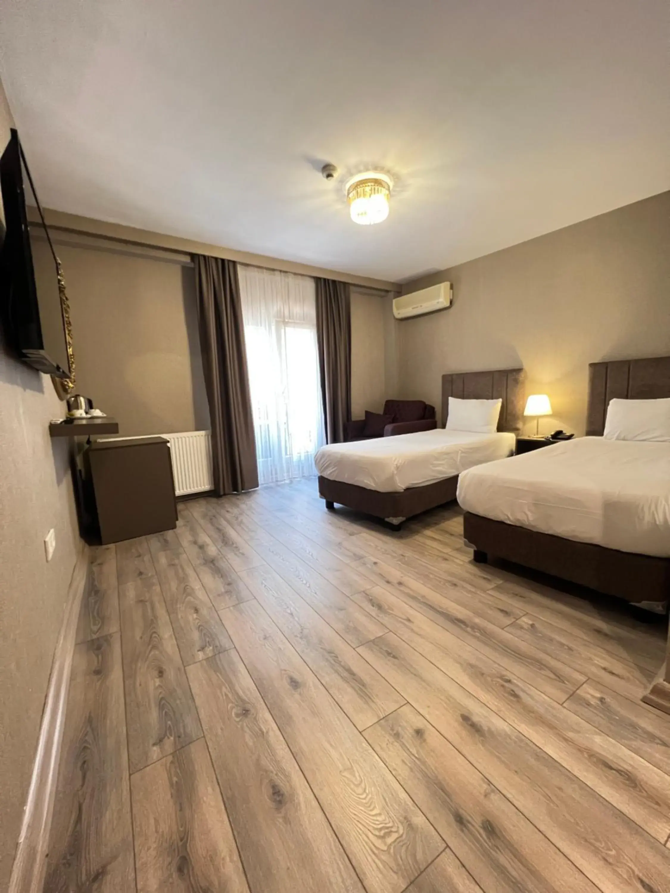 Superior Twin Room in Flower Palace Hotel Superior Twin Room in Flower Palace Hotel