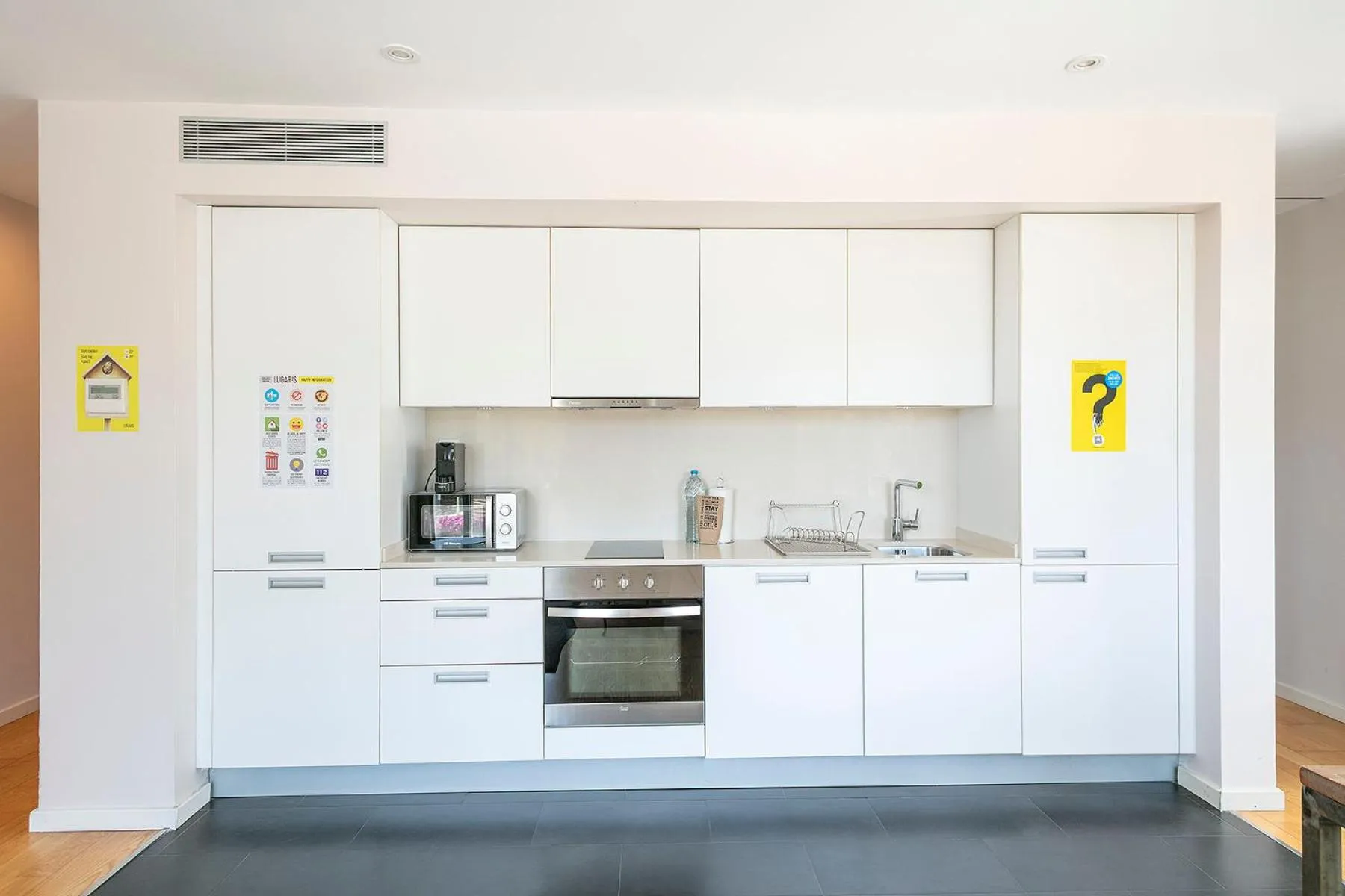 Kitchen or kitchenette in Lugaris Beach Apartments