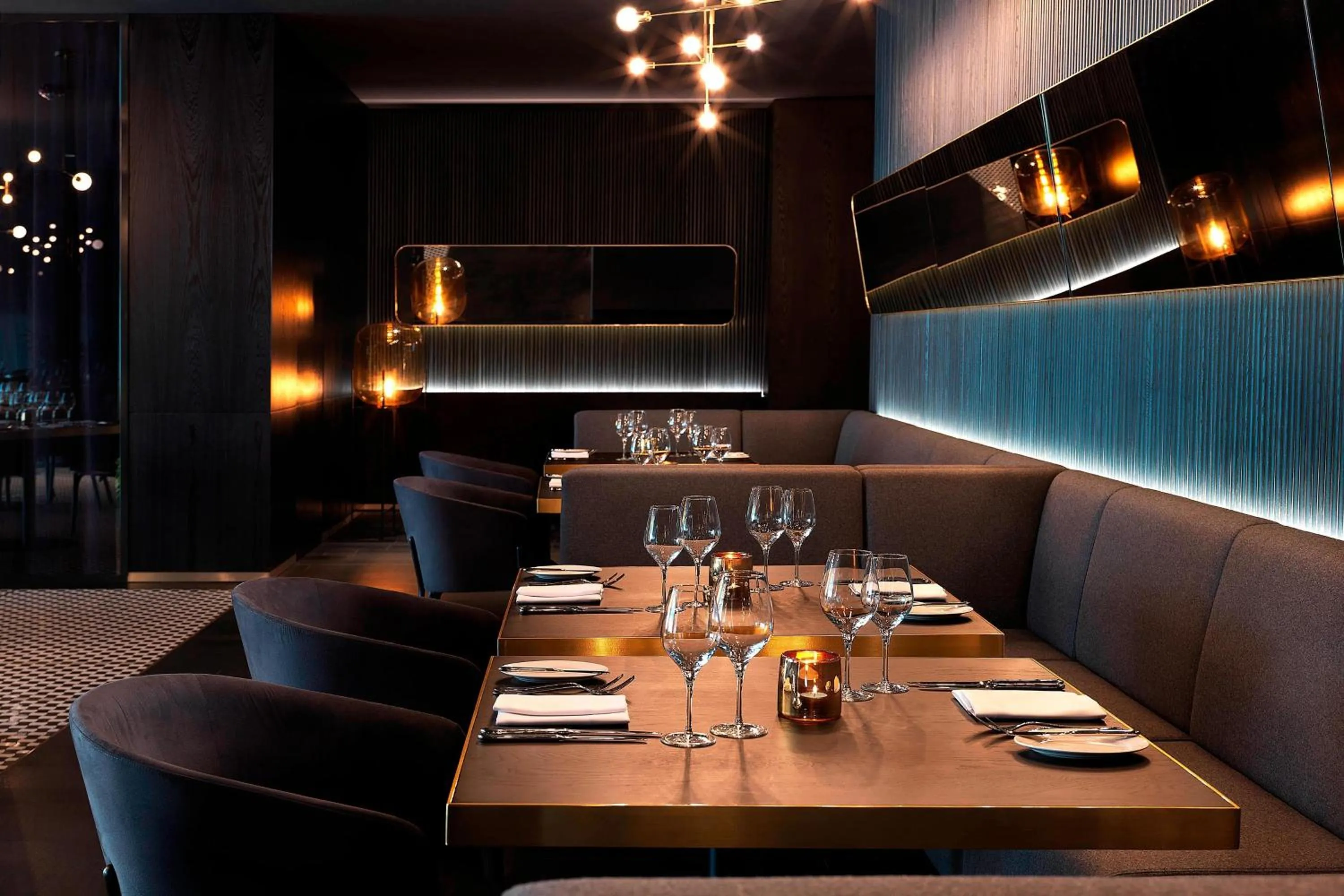 Restaurant/places to eat in Renaissance Warsaw Airport Hotel