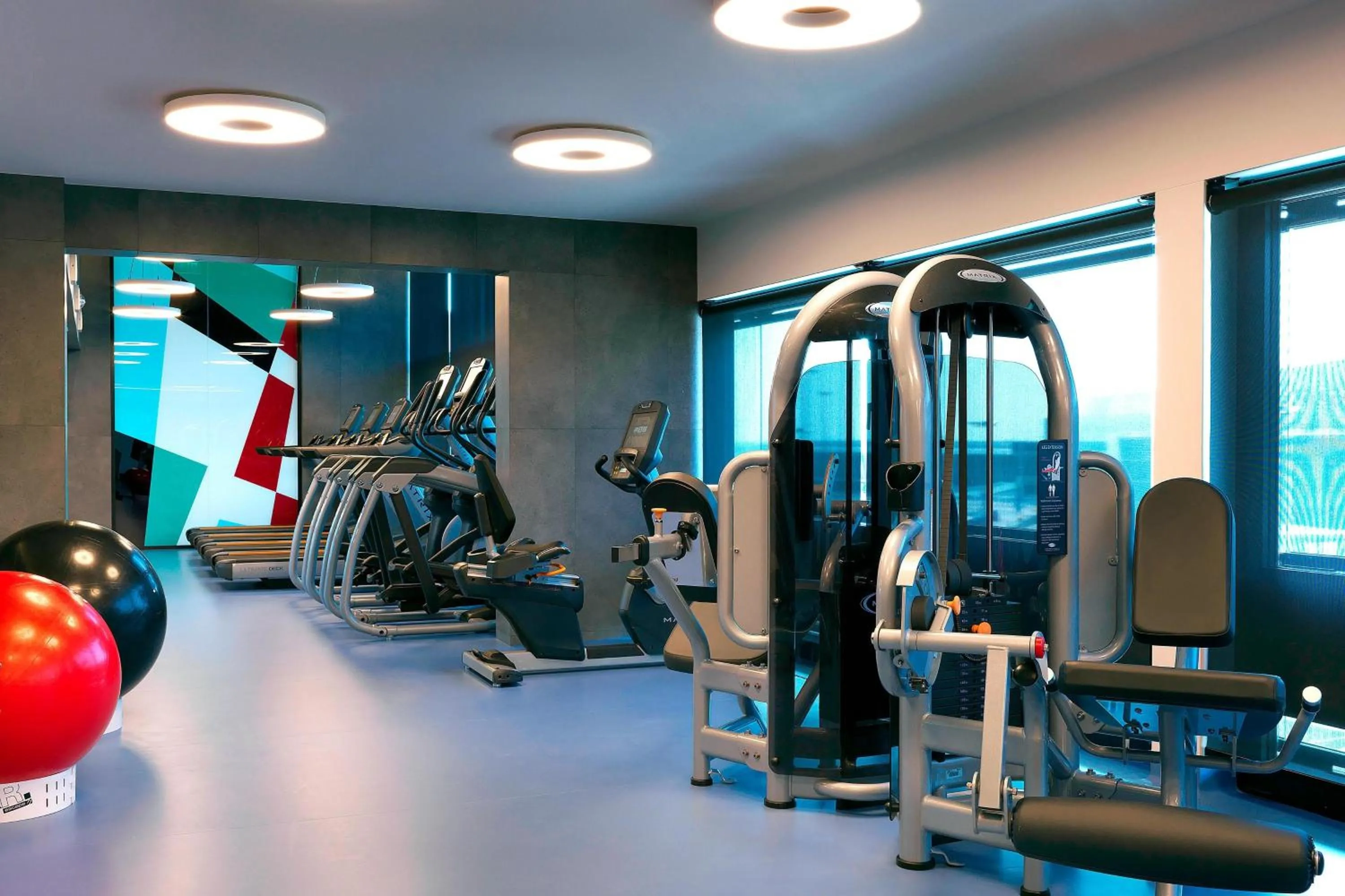 Fitness centre/facilities in Renaissance Warsaw Airport Hotel