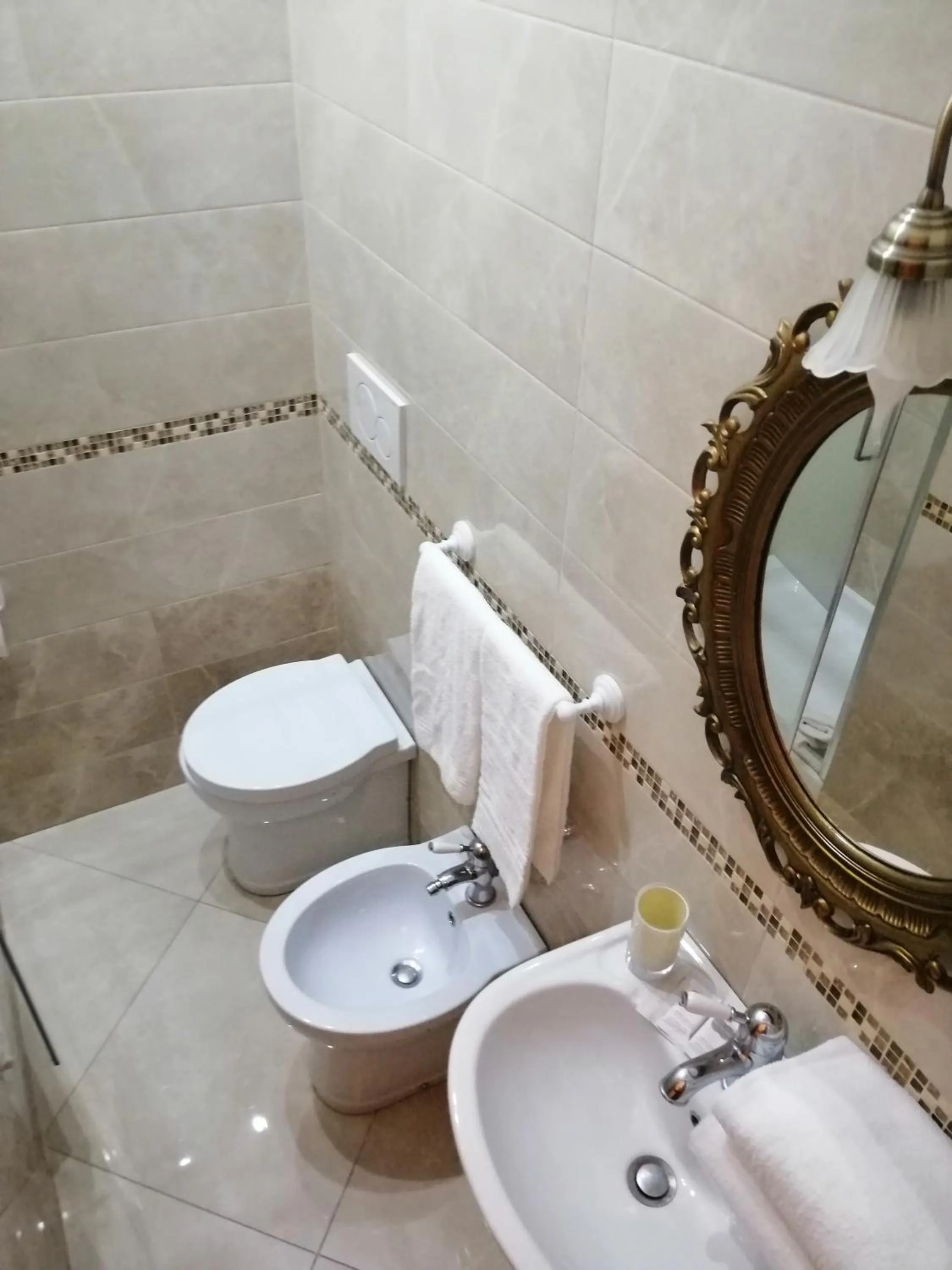 Toilet in Suite Dal Conte