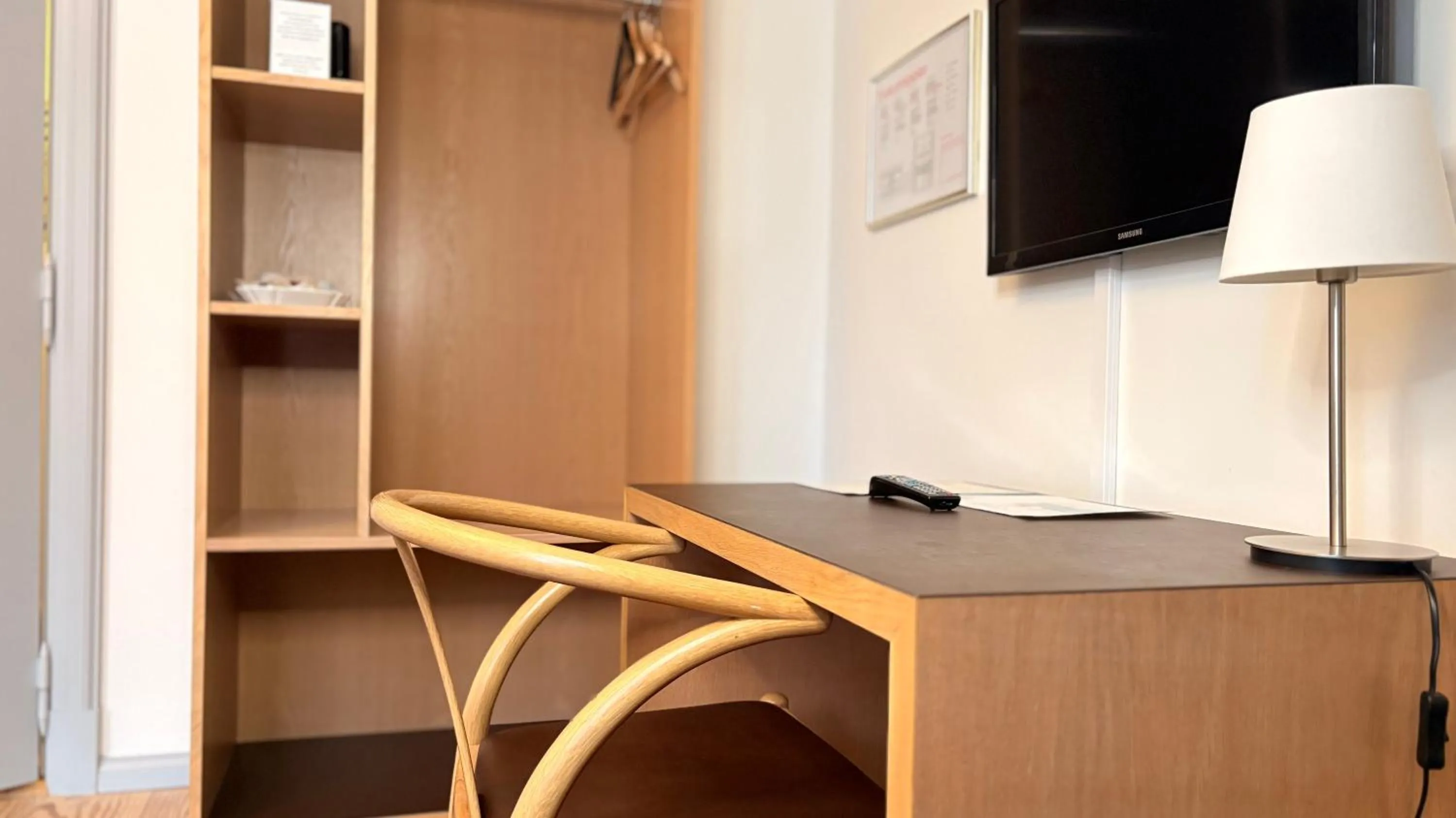 wardrobe in Brodremenighedens Hotel, BW Signature Collection