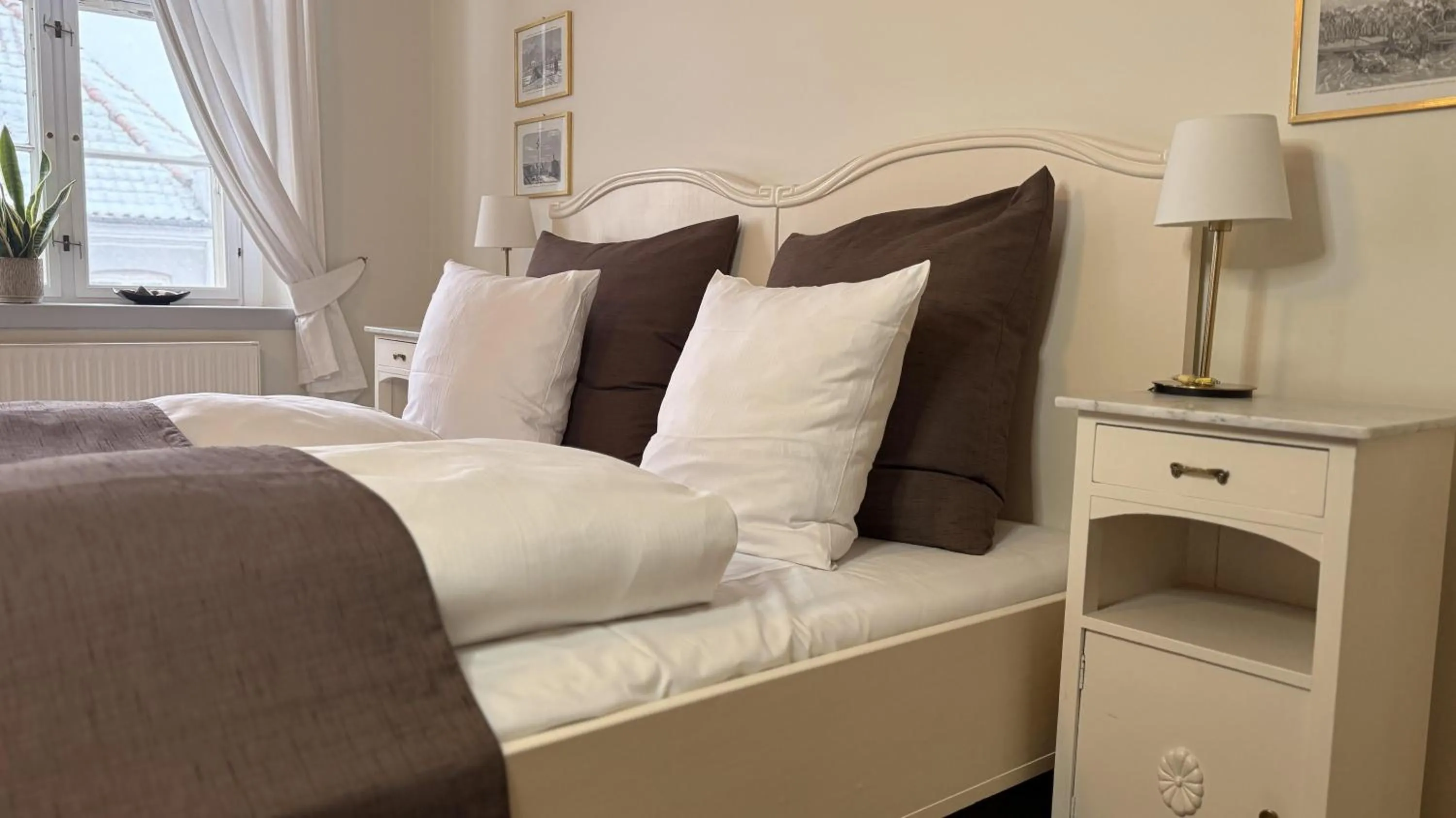 Bedroom, Bed in Brodremenighedens Hotel, BW Signature Collection