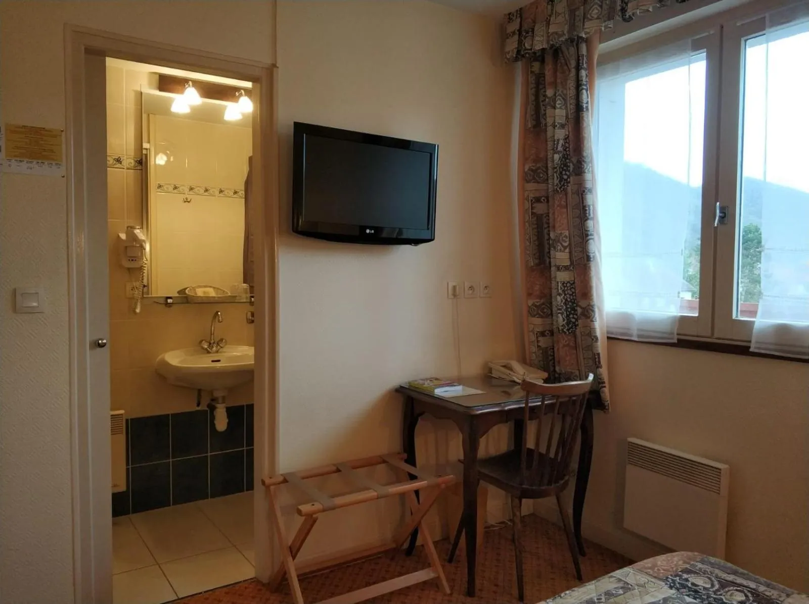 Logis Hotel Calisola Besançon - Soirée Etape