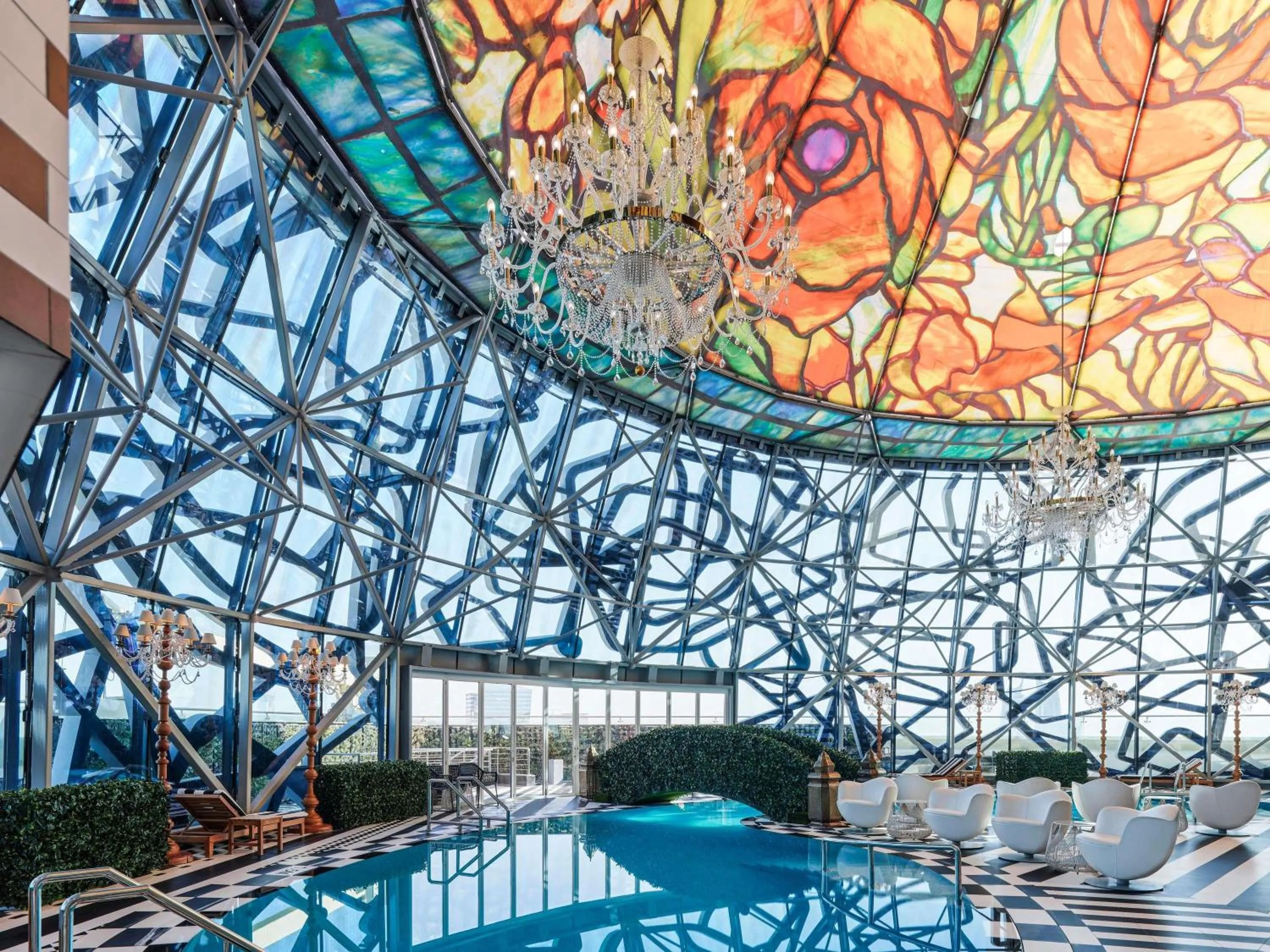 Pool view in Mondrian Doha