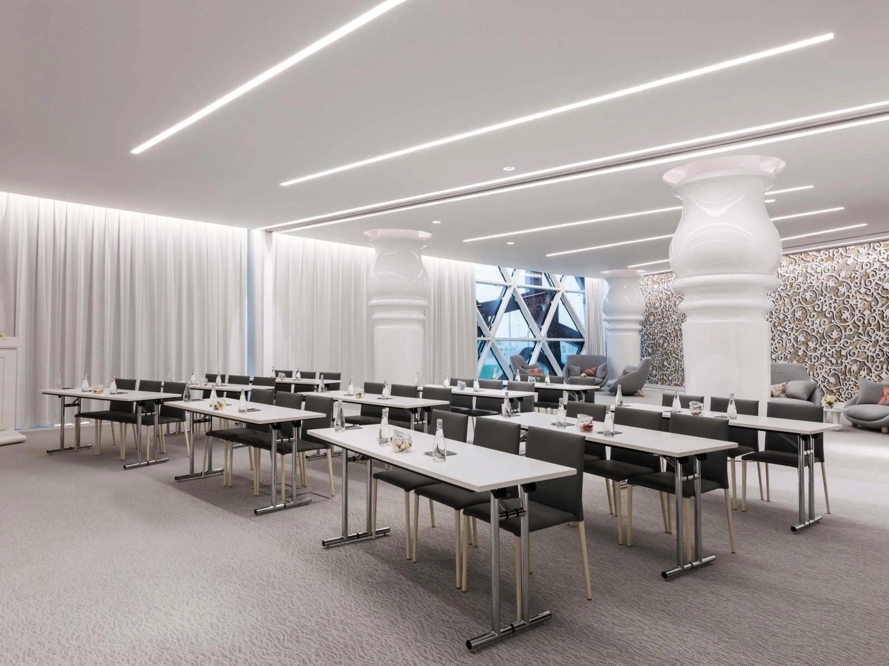 Meeting/conference room in Mondrian Doha