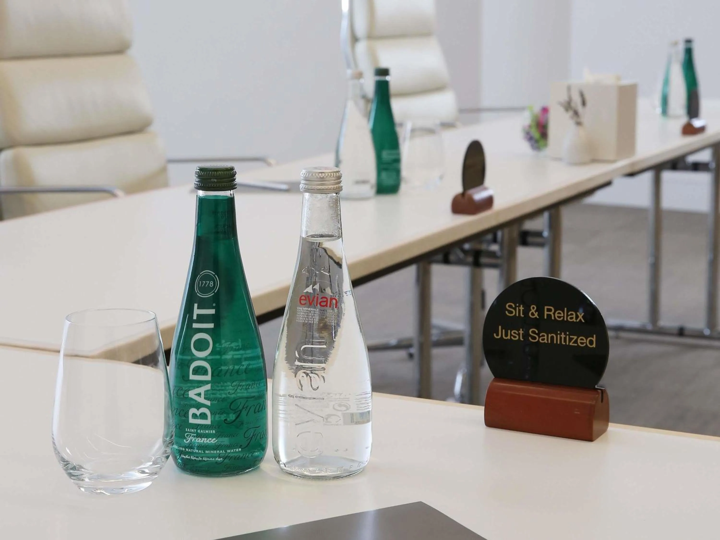 Meeting/conference room in Mondrian Doha