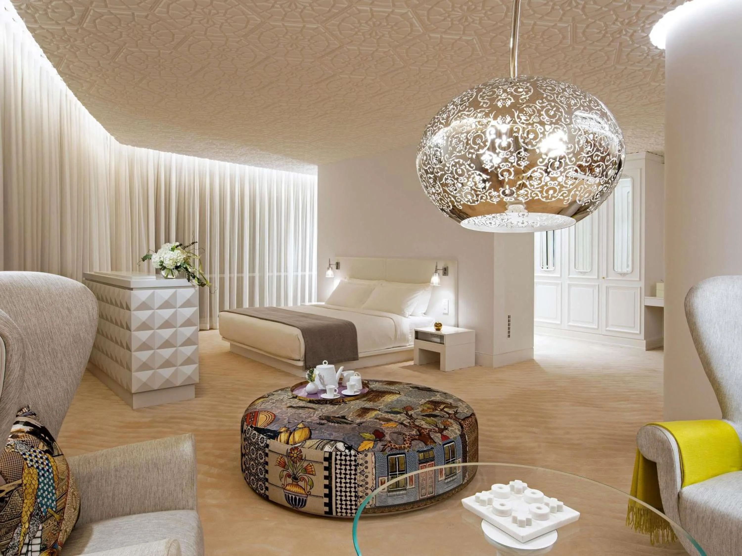 Bedroom in Mondrian Doha