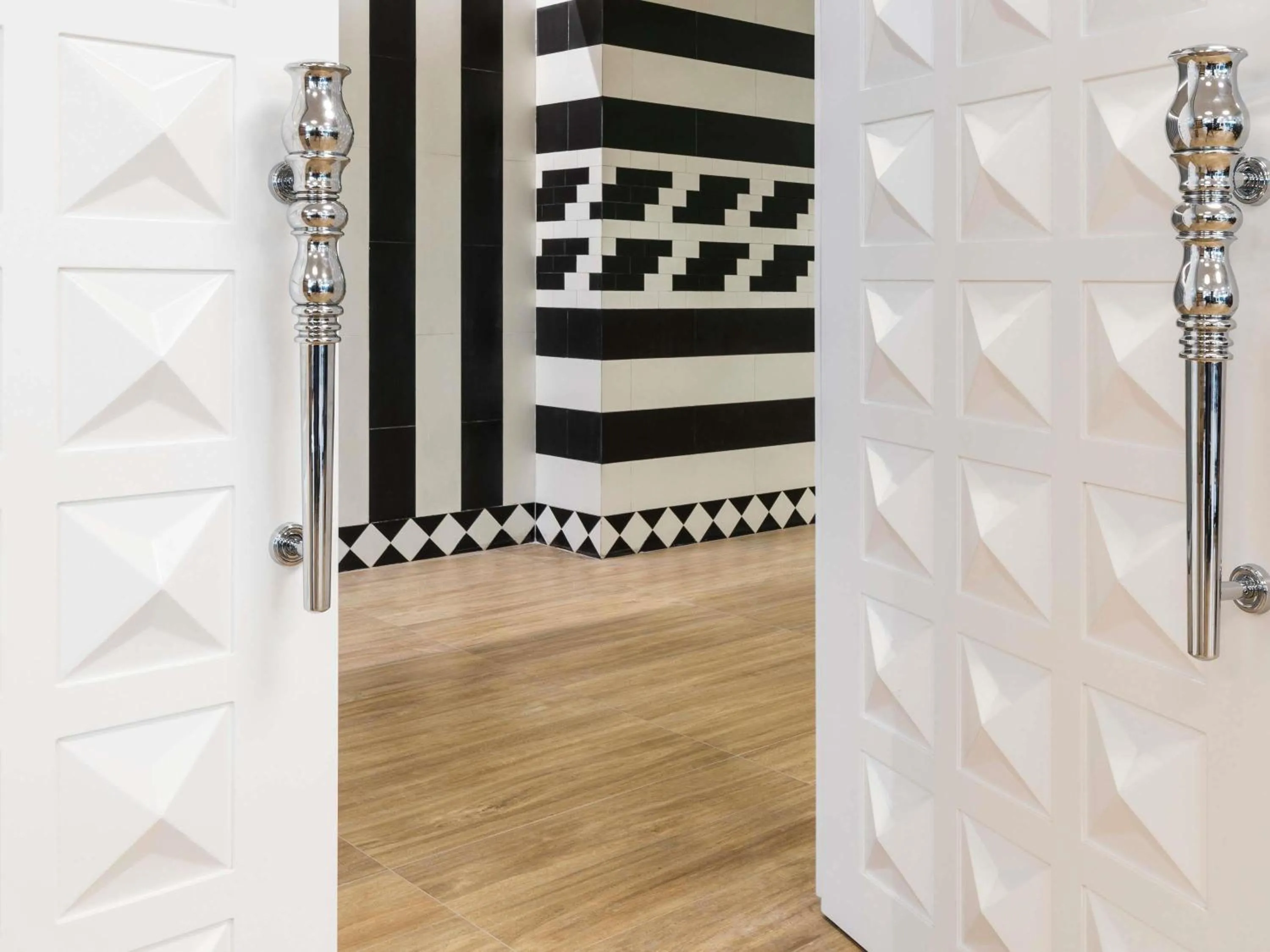 Fitness centre/facilities in Mondrian Doha