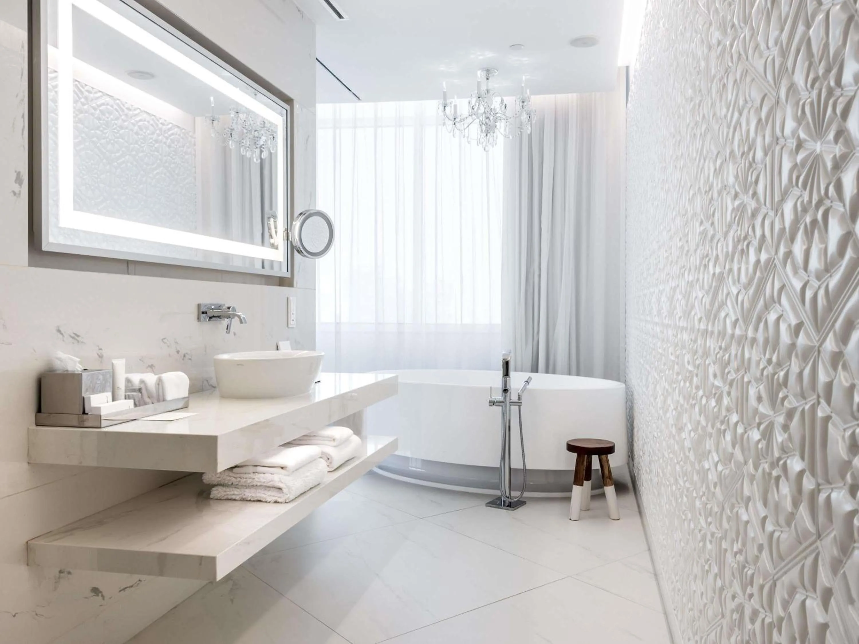 Bedroom in Mondrian Doha