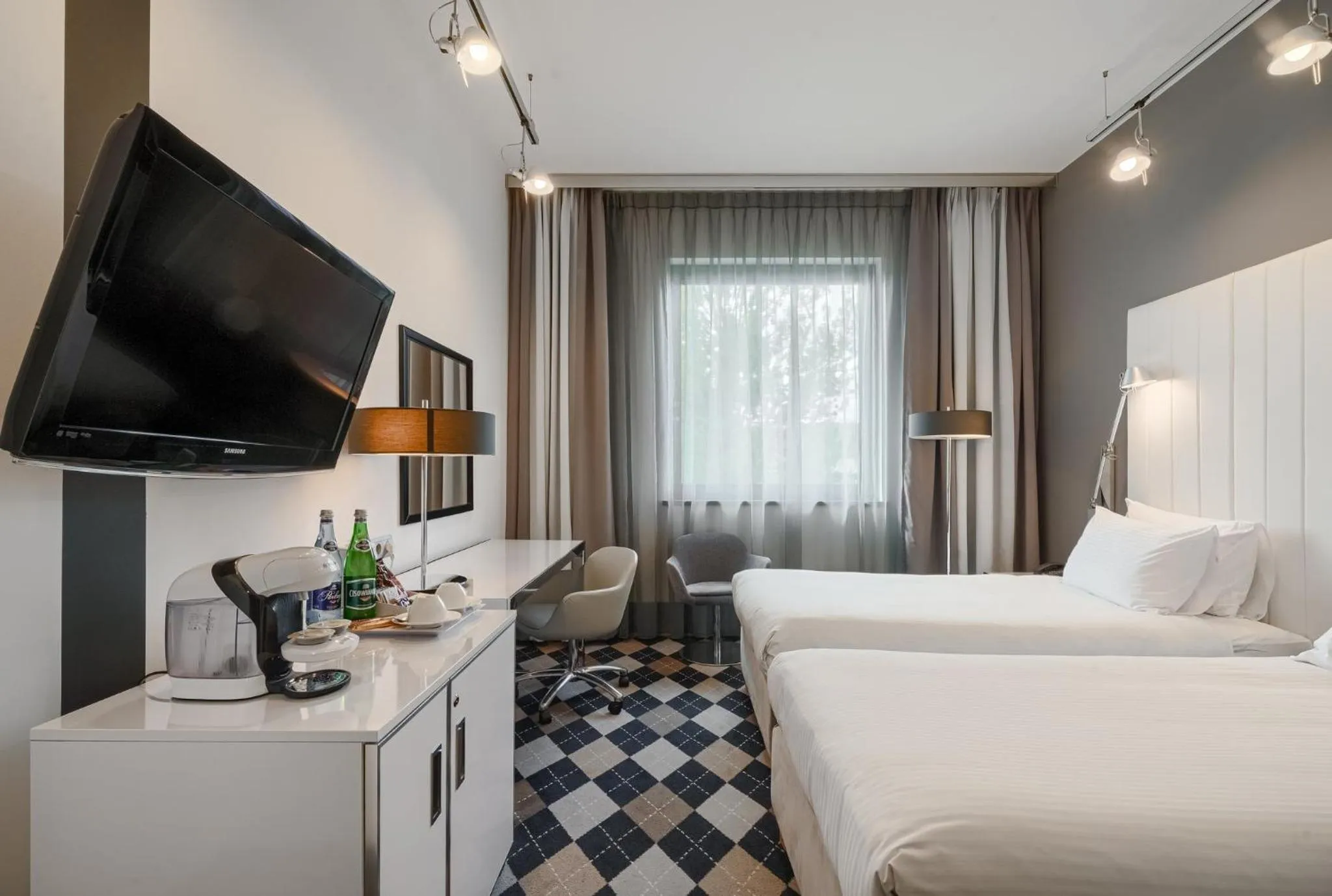 Photo of the whole room, Bed in Qubus Hotel Bydgoszcz