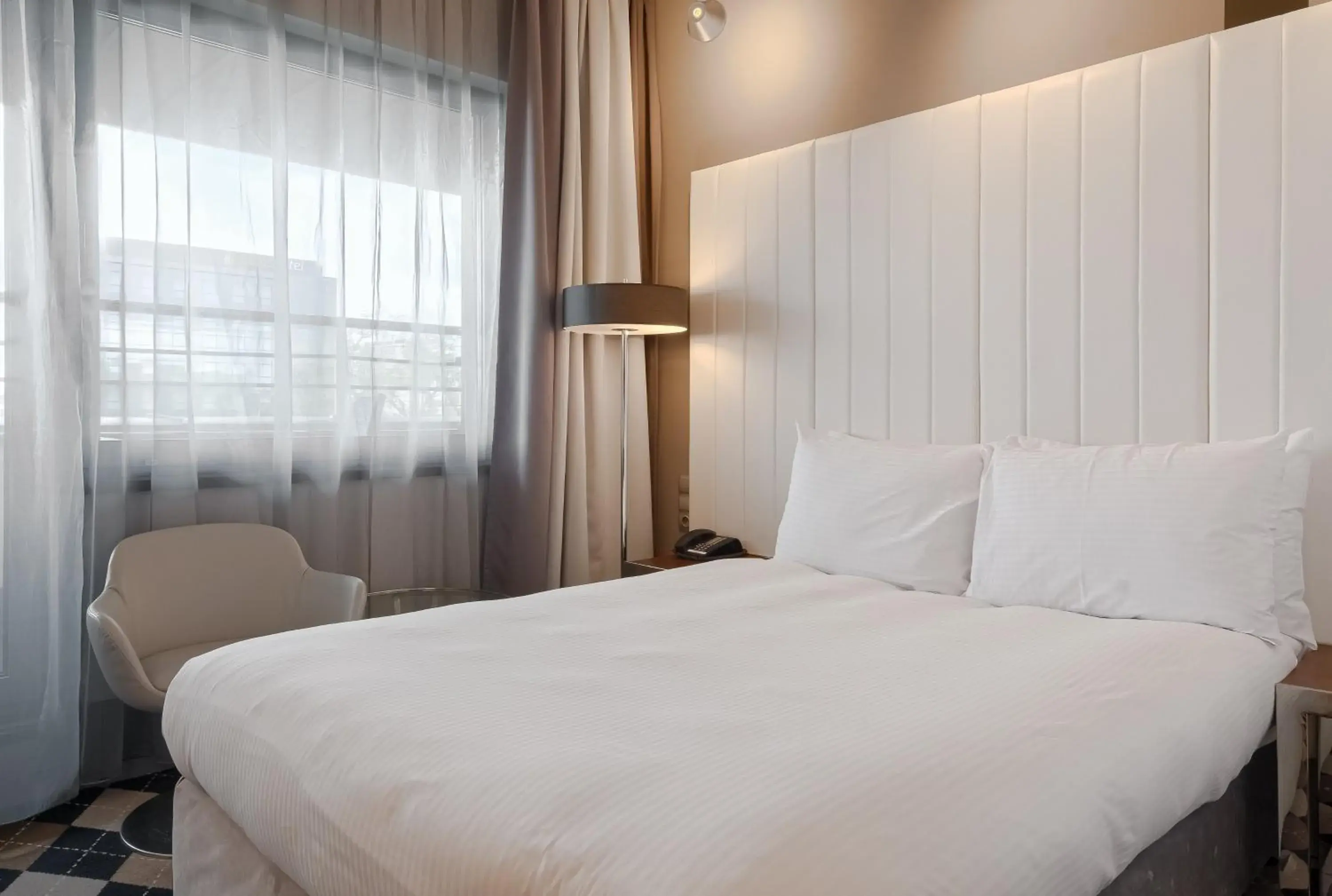 Standard Double or Twin Room in Qubus Hotel Bydgoszcz Standard Double or Twin Room in Qubus Hotel Bydgoszcz