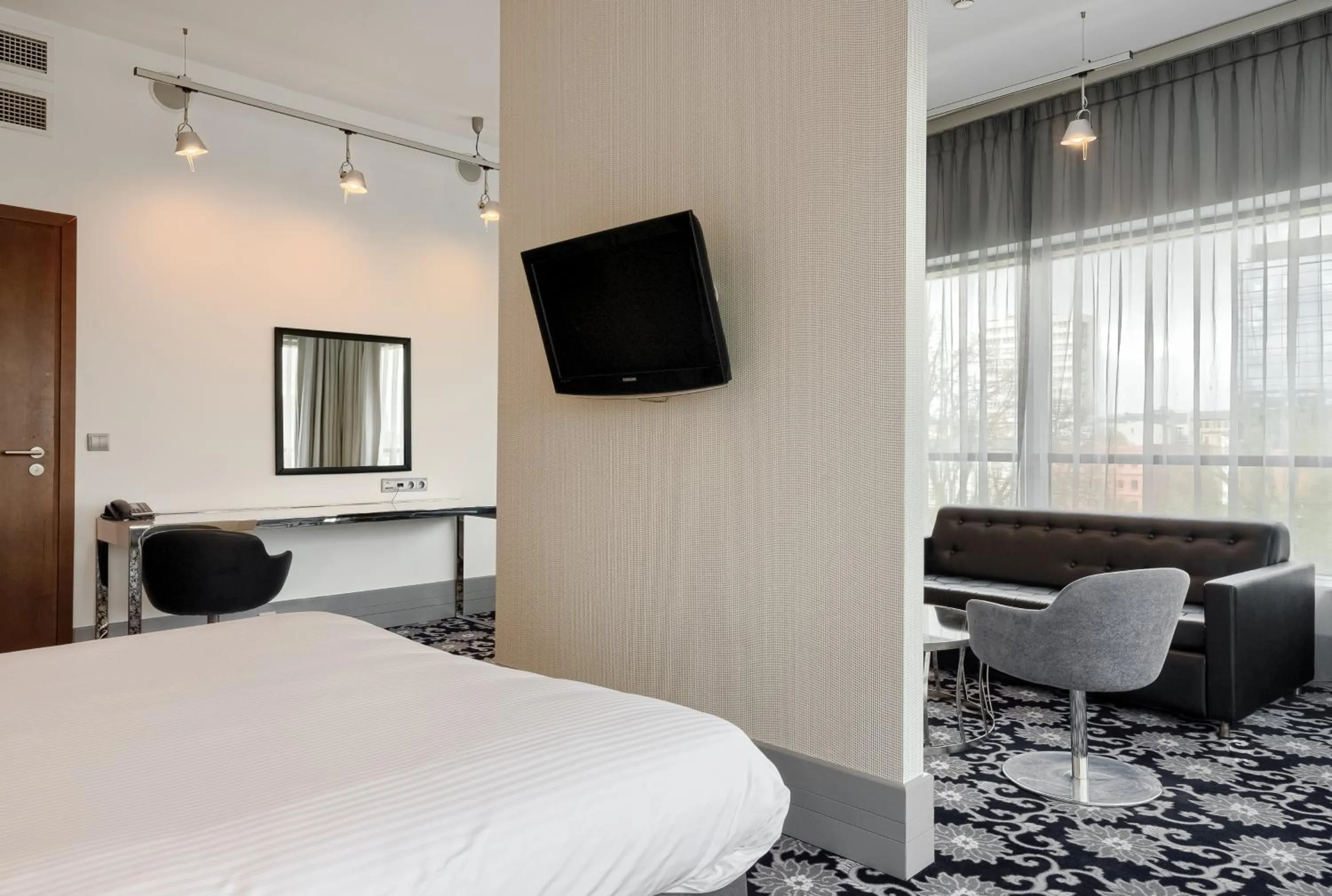 Photo of the whole room, Bed in Qubus Hotel Bydgoszcz