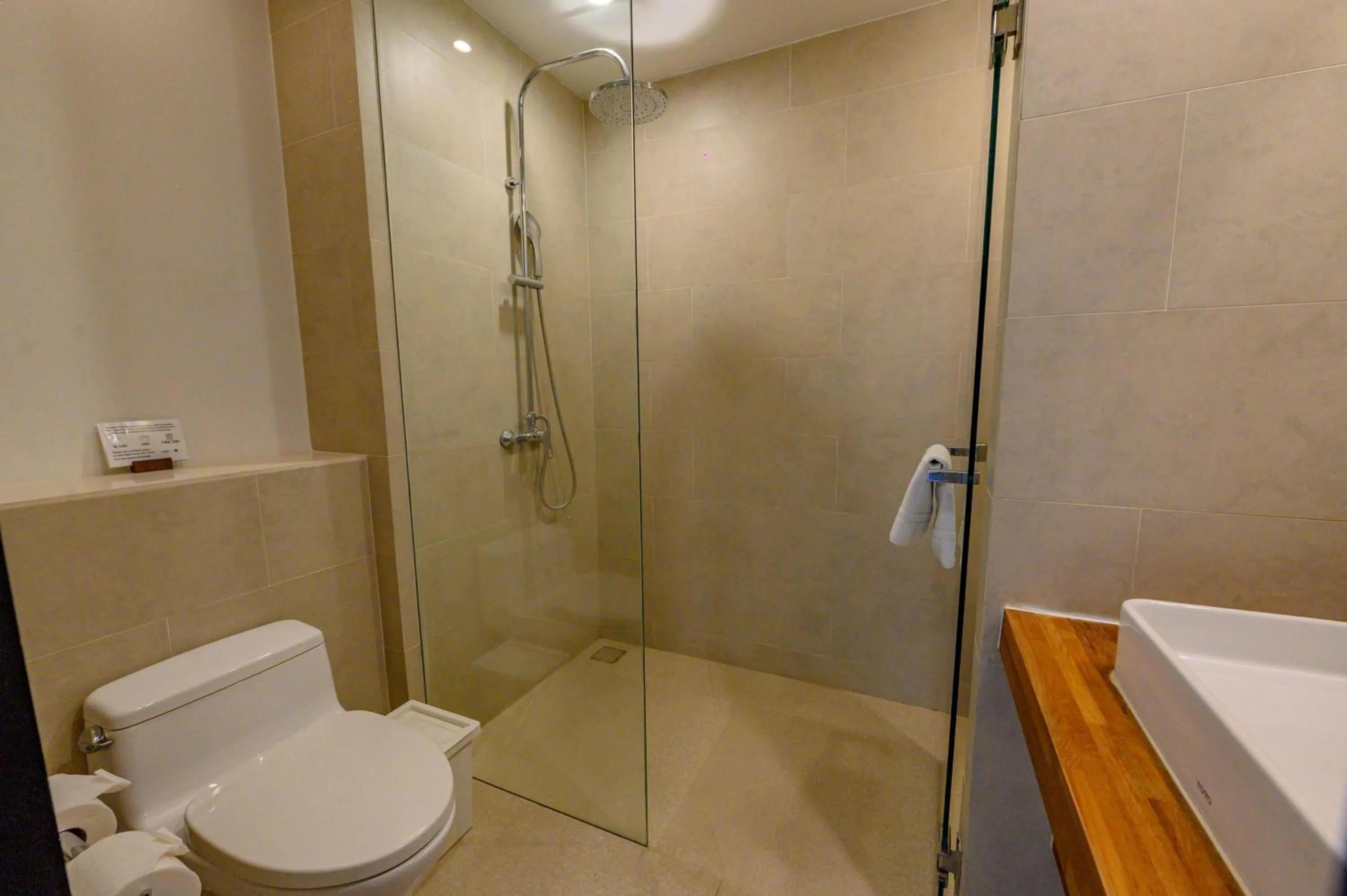 Shower in Mantra Samui Resort - Adults Only
