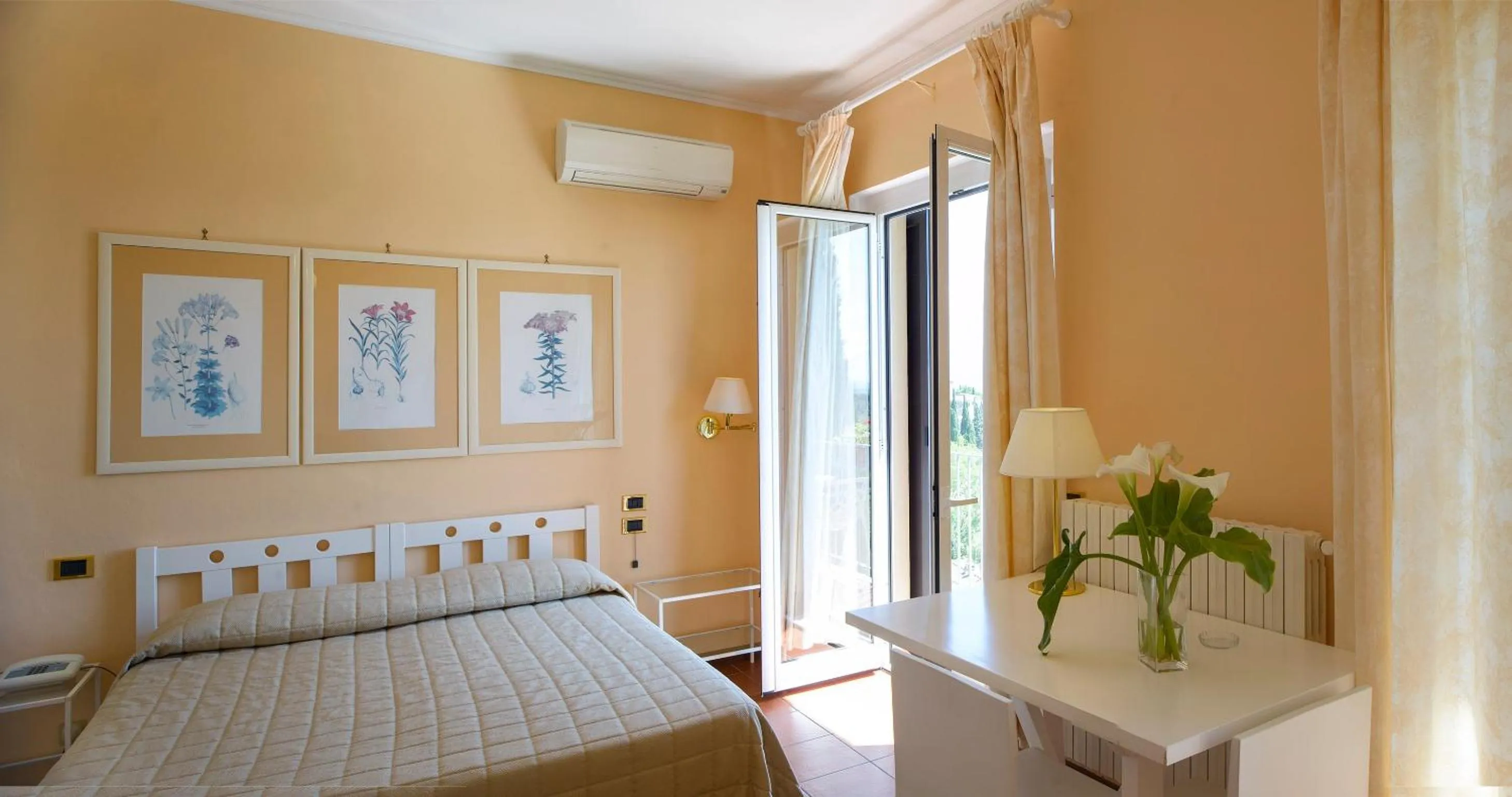 Bedroom, Bed in Hotel Bel Soggiorno