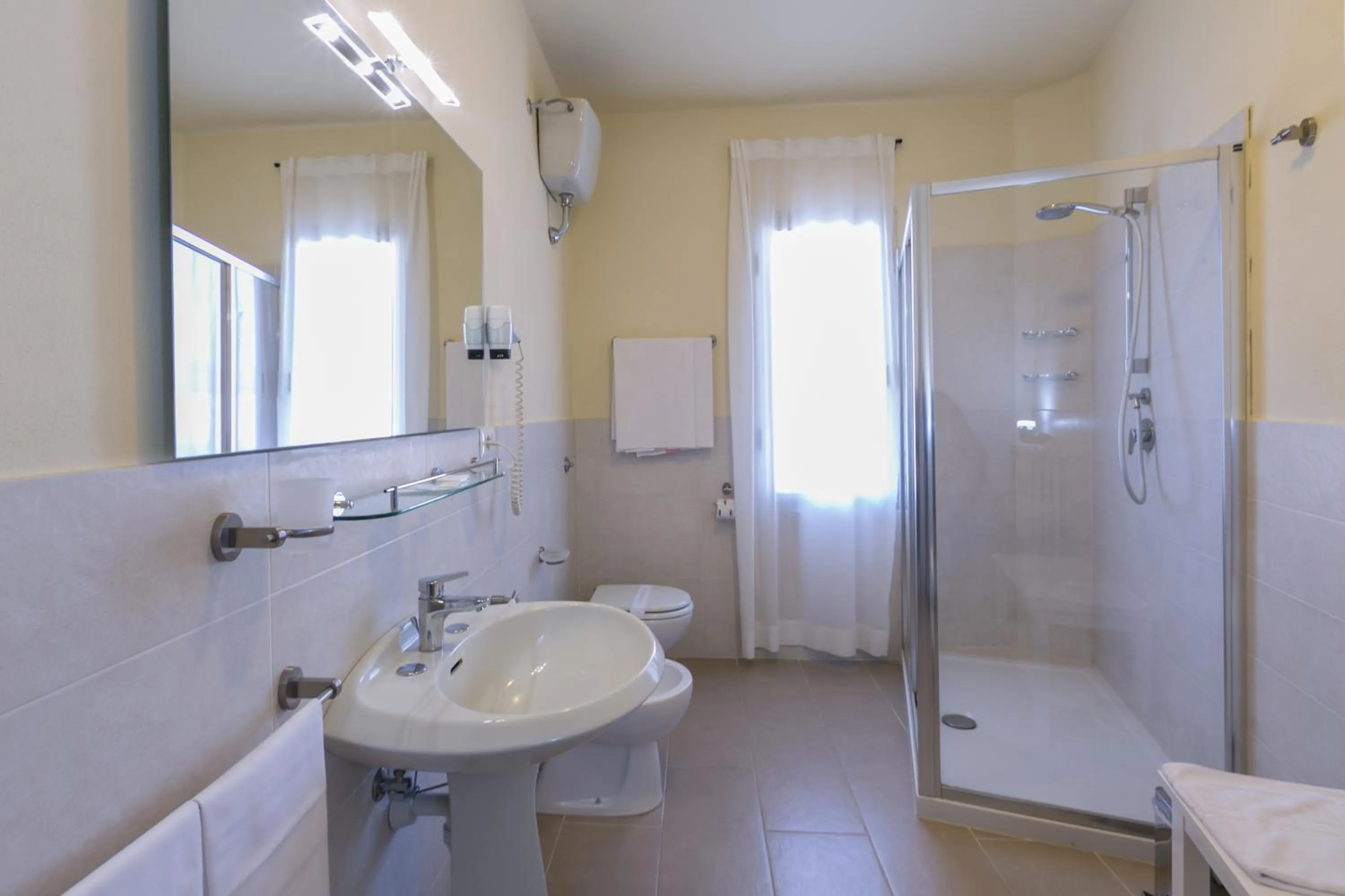 Bathroom in Albergo Il Cochino