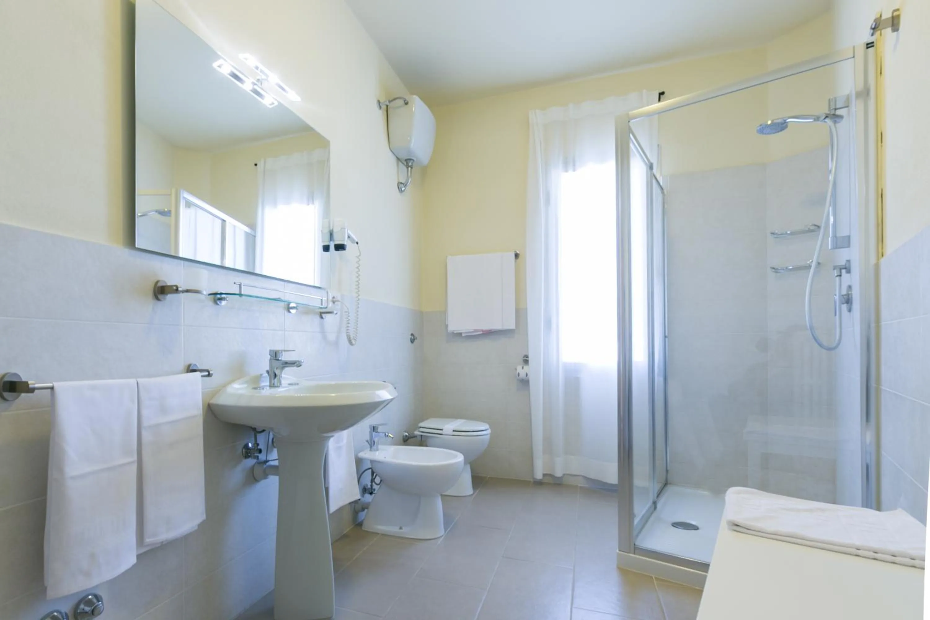 Bathroom in Albergo Il Cochino