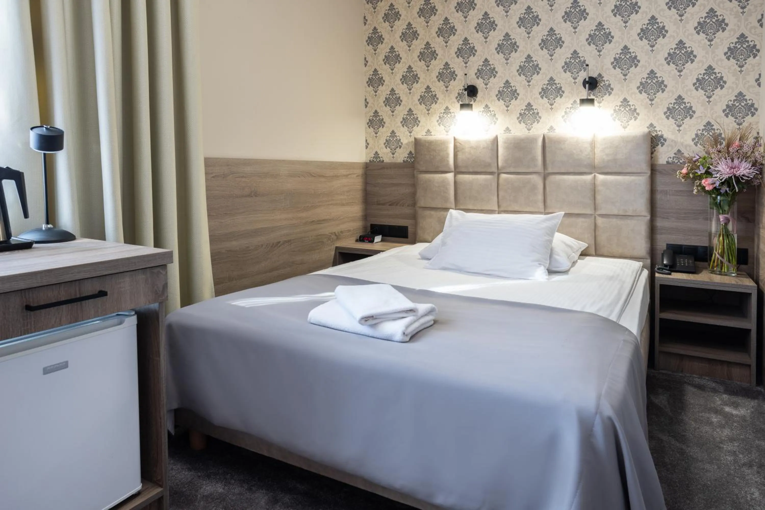 Bed in Hotel Maksymilian