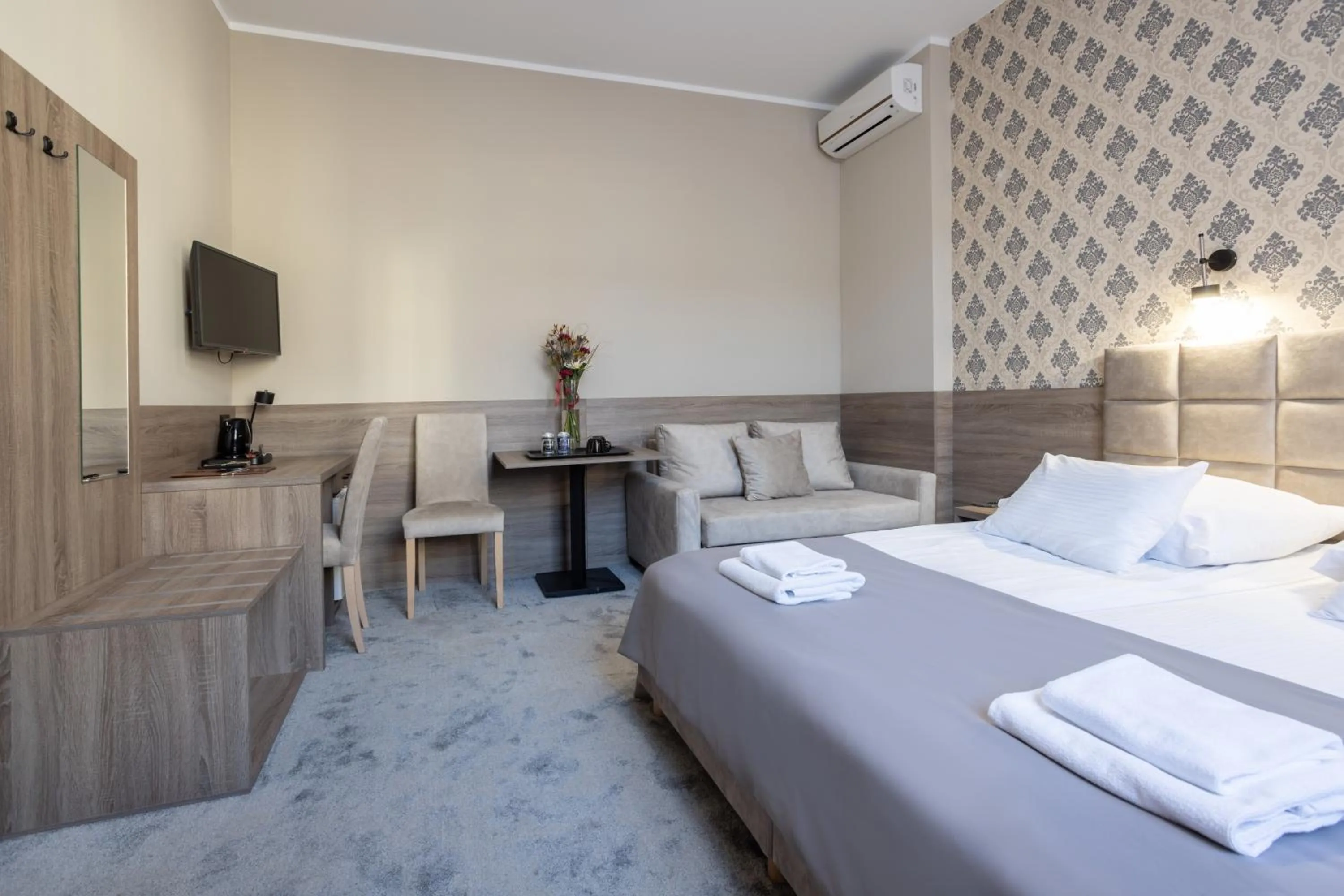 Bed in Hotel Maksymilian